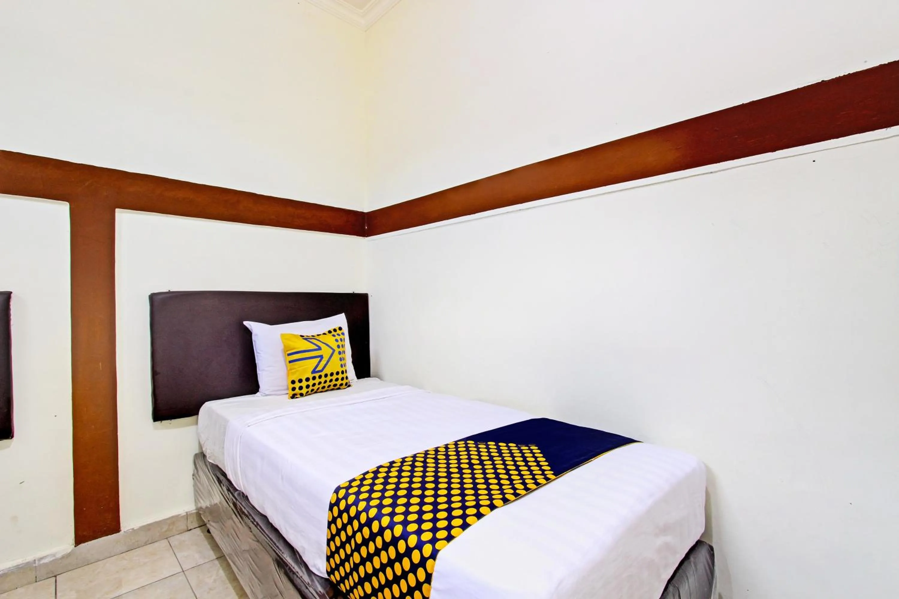 Bedroom, Bed in Hotel O Juan Kostel 2