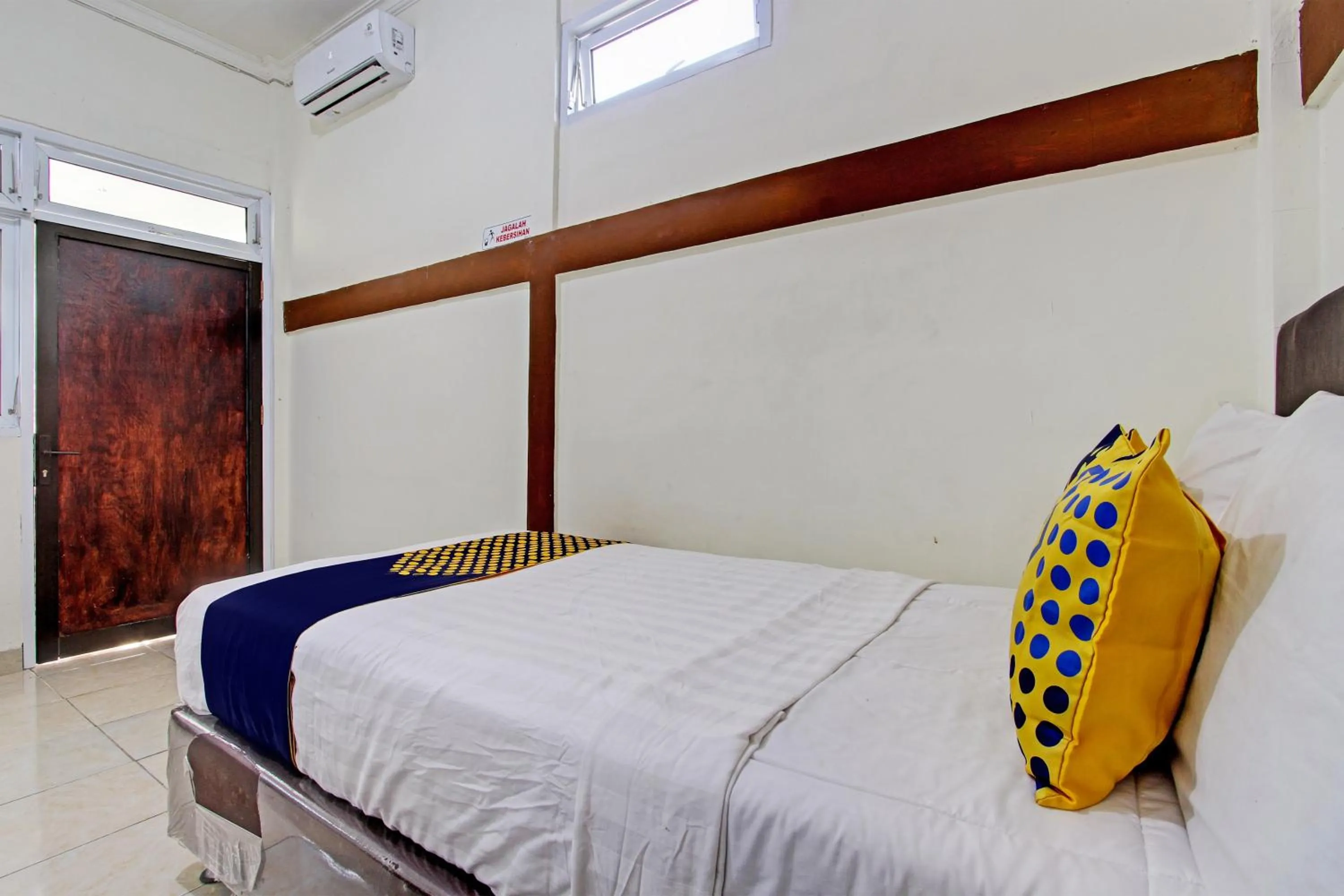 Bedroom, Bed in Hotel O Juan Kostel 2