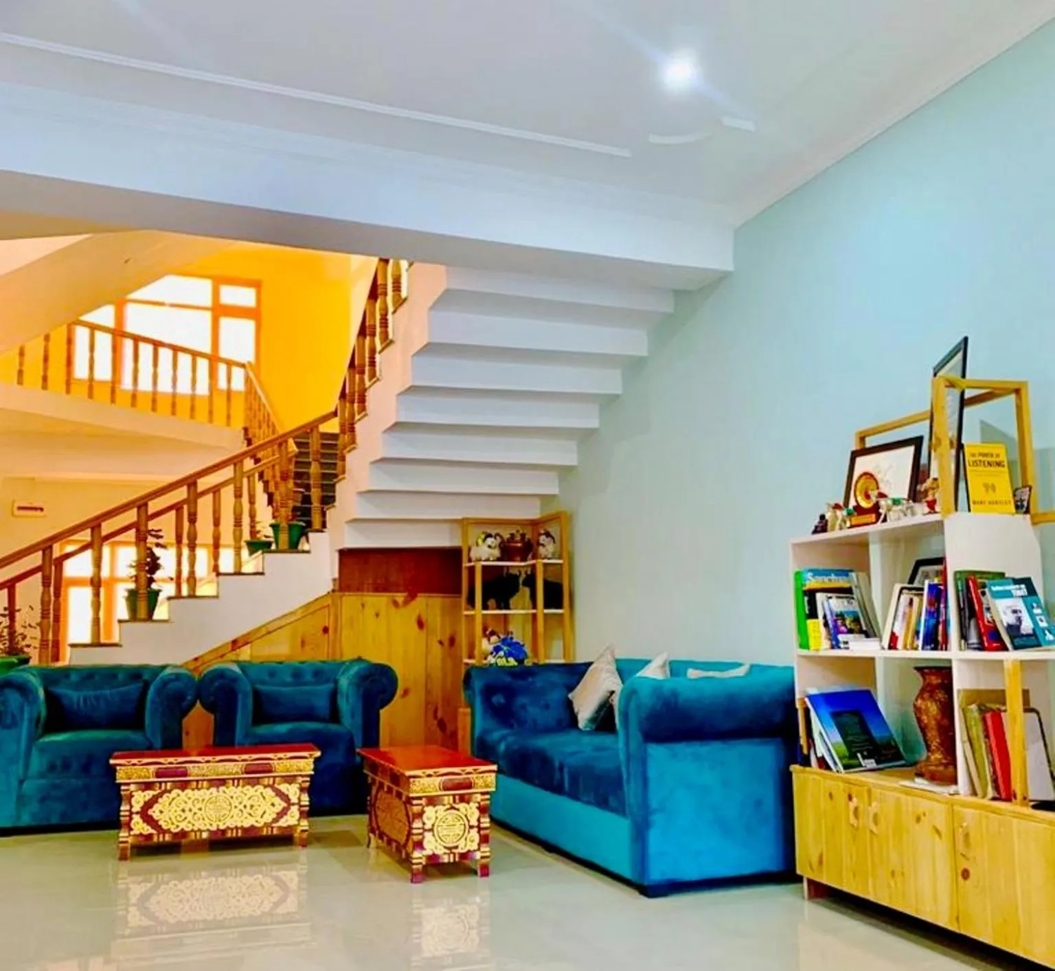 Seating area in Niran Boutique Hotel