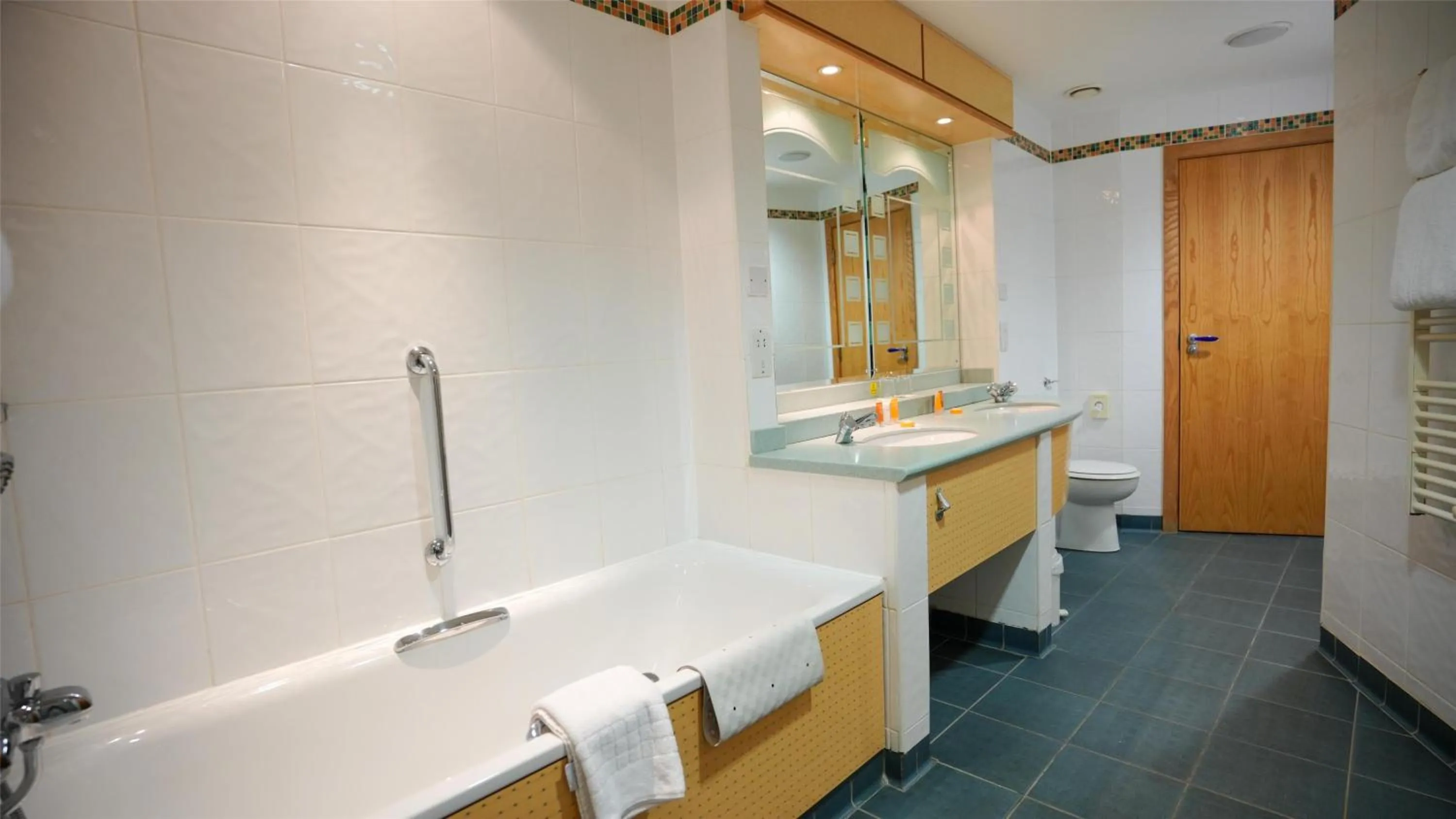 Bathroom in The Bolton Stadium Hotel, a member of Radisson Individuals