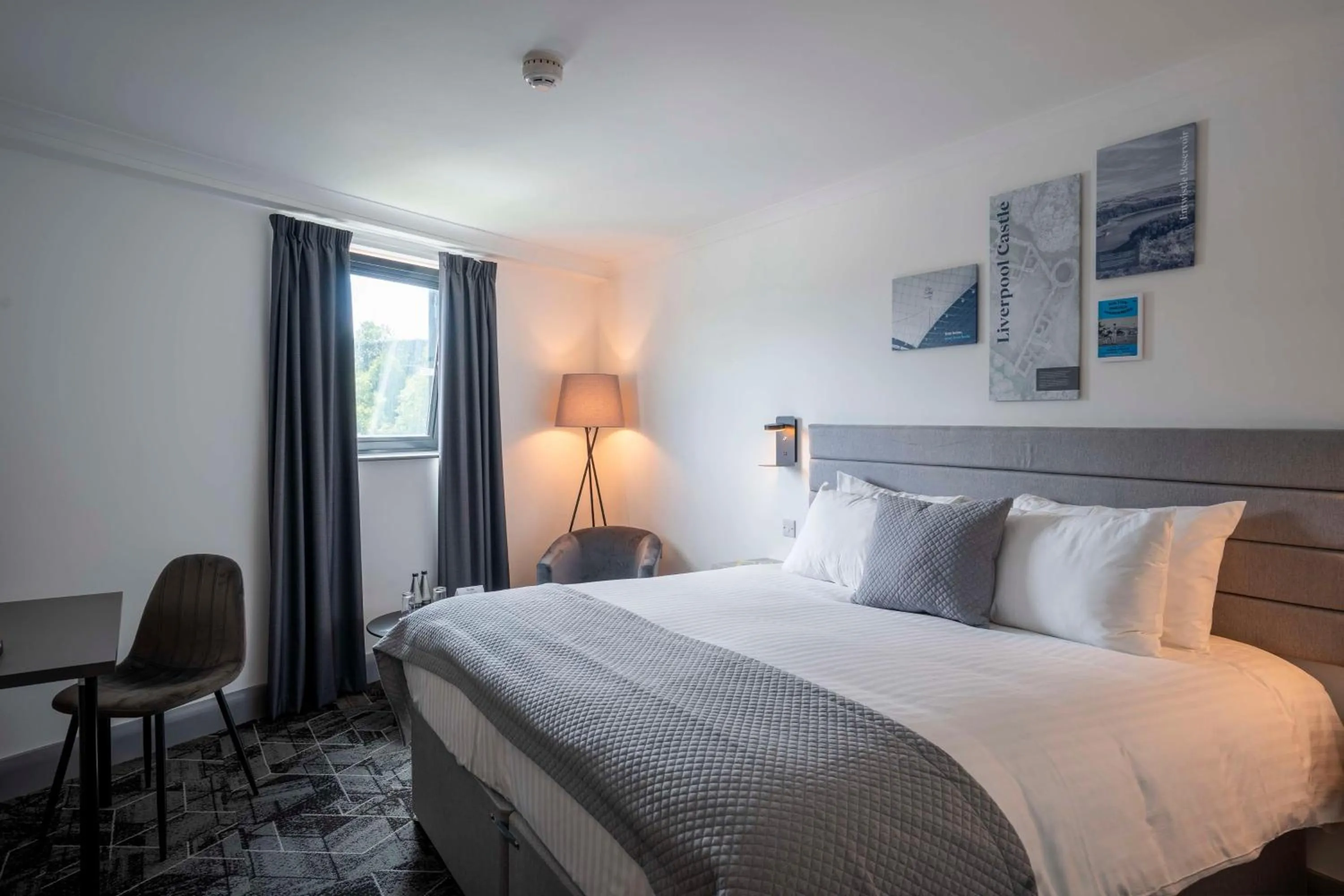Bedroom, Bed in The Bolton Stadium Hotel, a member of Radisson Individuals
