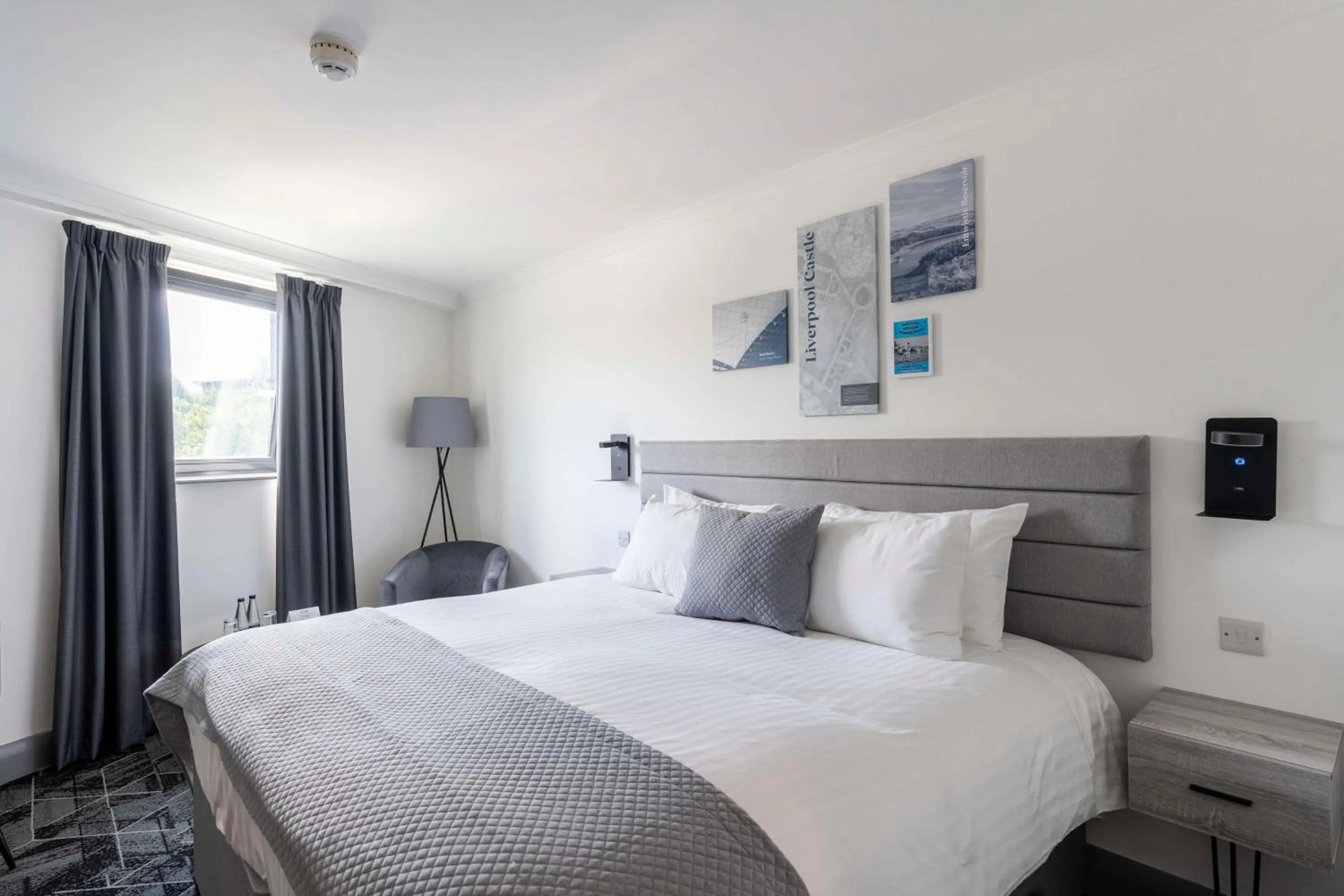 Bedroom, Bed in The Bolton Stadium Hotel, a member of Radisson Individuals