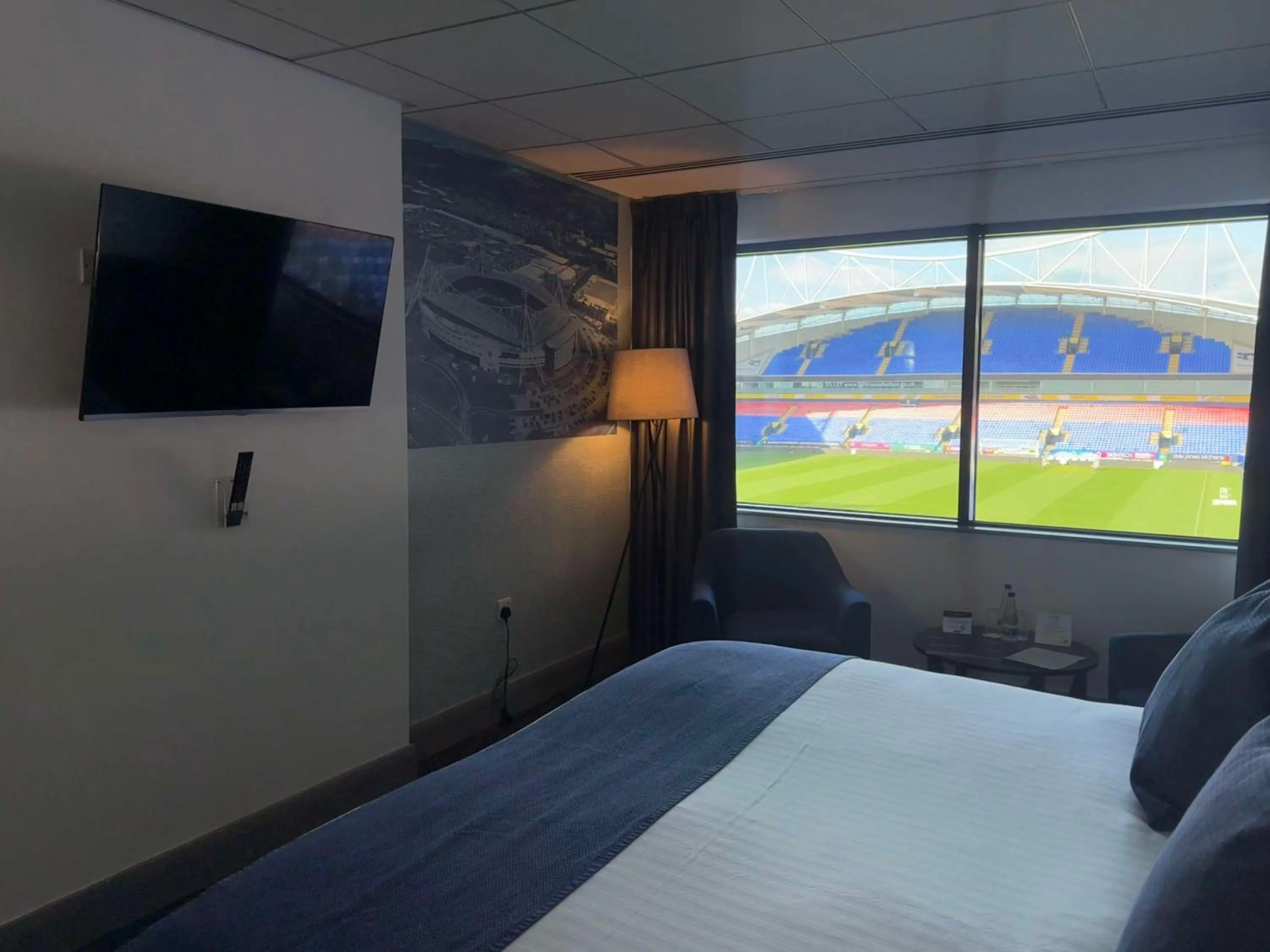 Bedroom, Bed in The Bolton Stadium Hotel, a member of Radisson Individuals