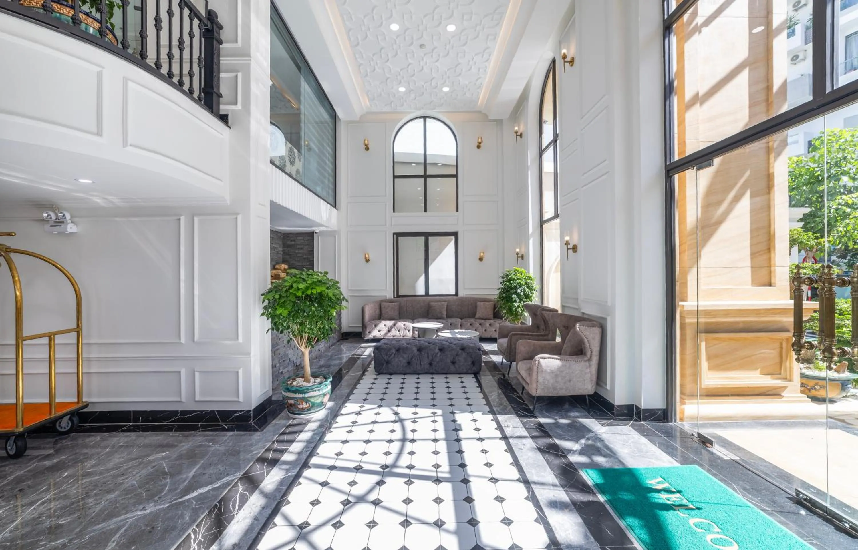 Lobby or reception in Green LP Hotel & Apartment