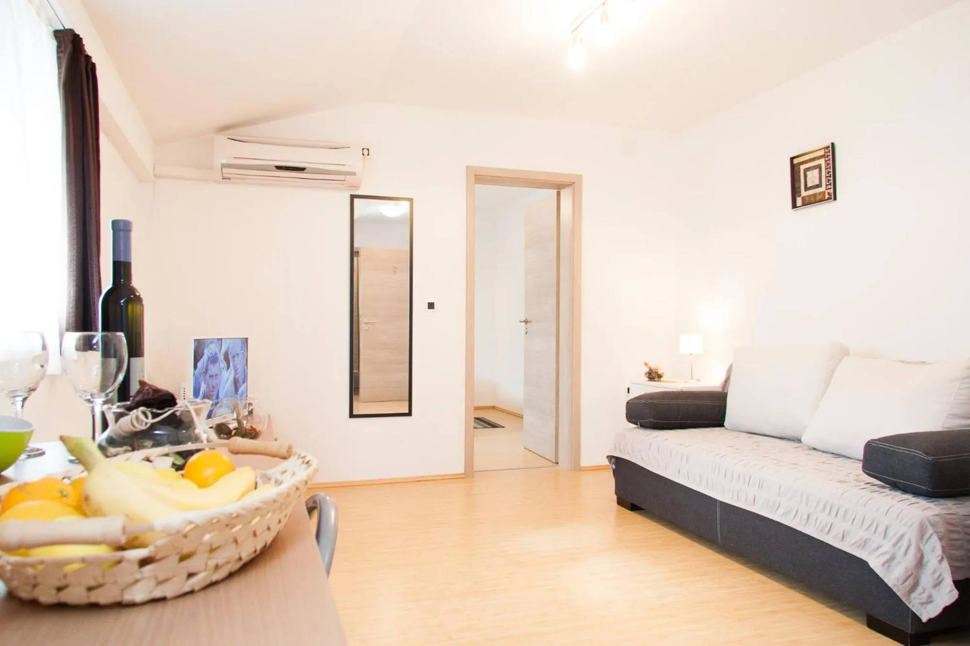 Living room in Rooms Garden Zagreb Airport