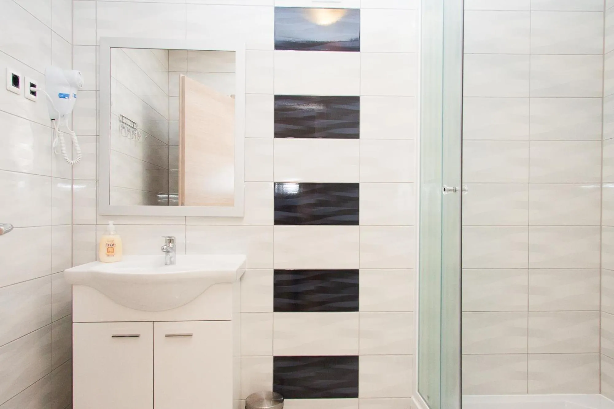 Bathroom in Rooms Garden Zagreb Airport