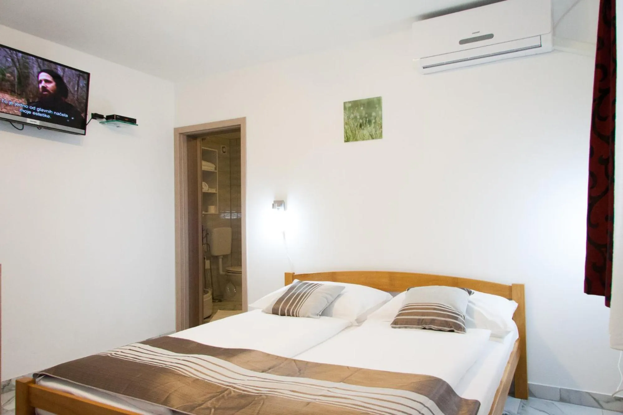 Bed in Rooms Garden Zagreb Airport