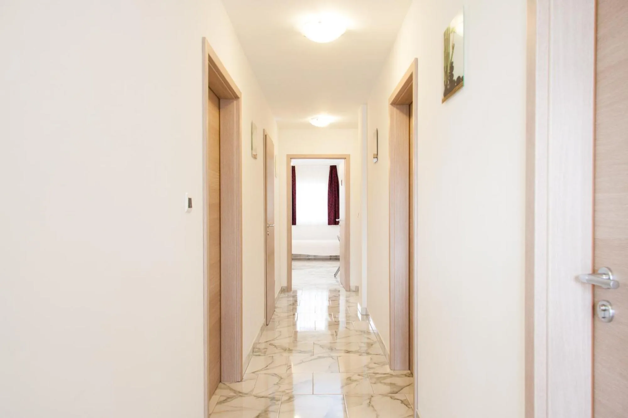 Lobby or reception in Rooms Garden Zagreb Airport