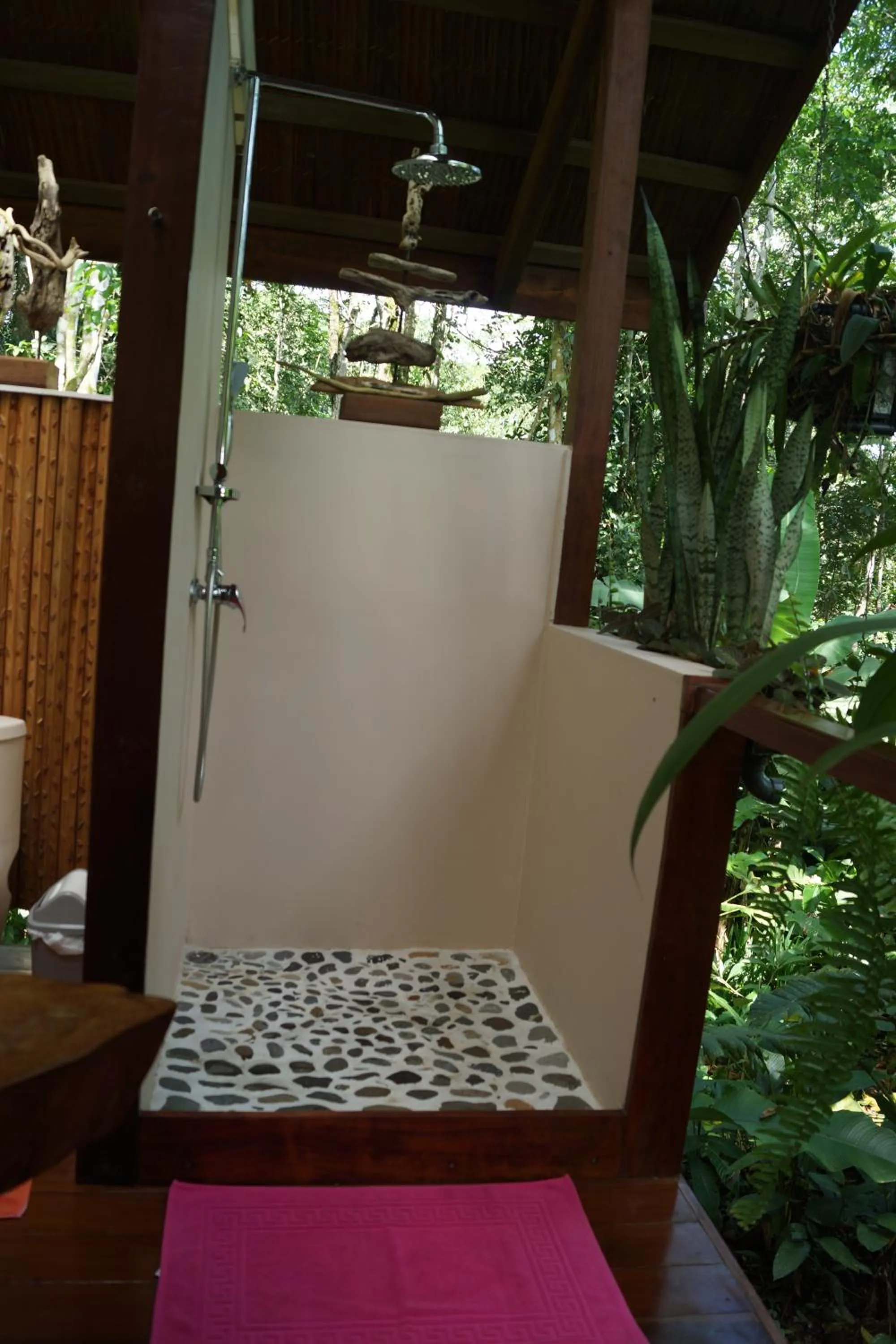 Shower in Mar Verde Lodge