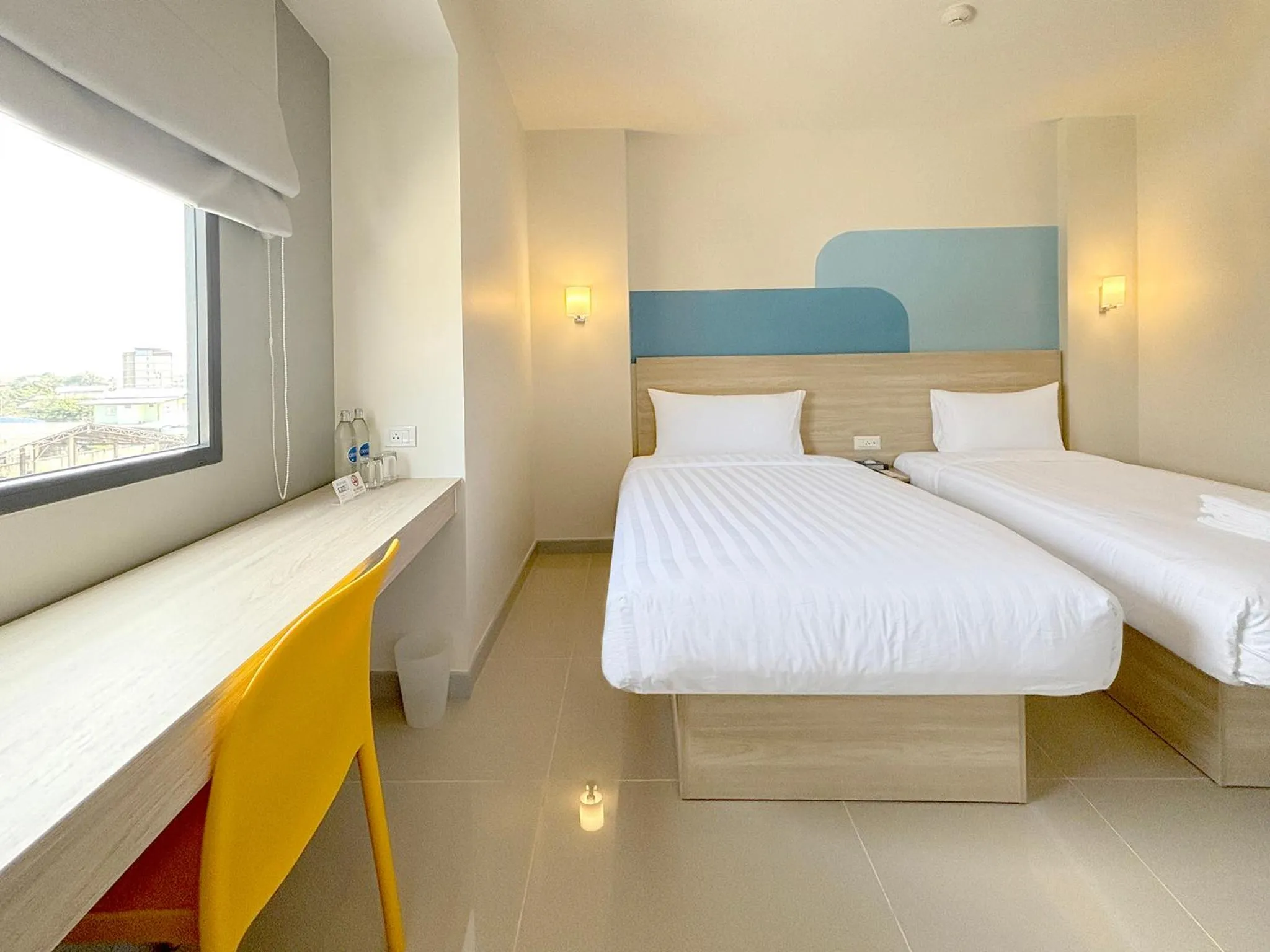 Bed in HOP INN Suphanburi
