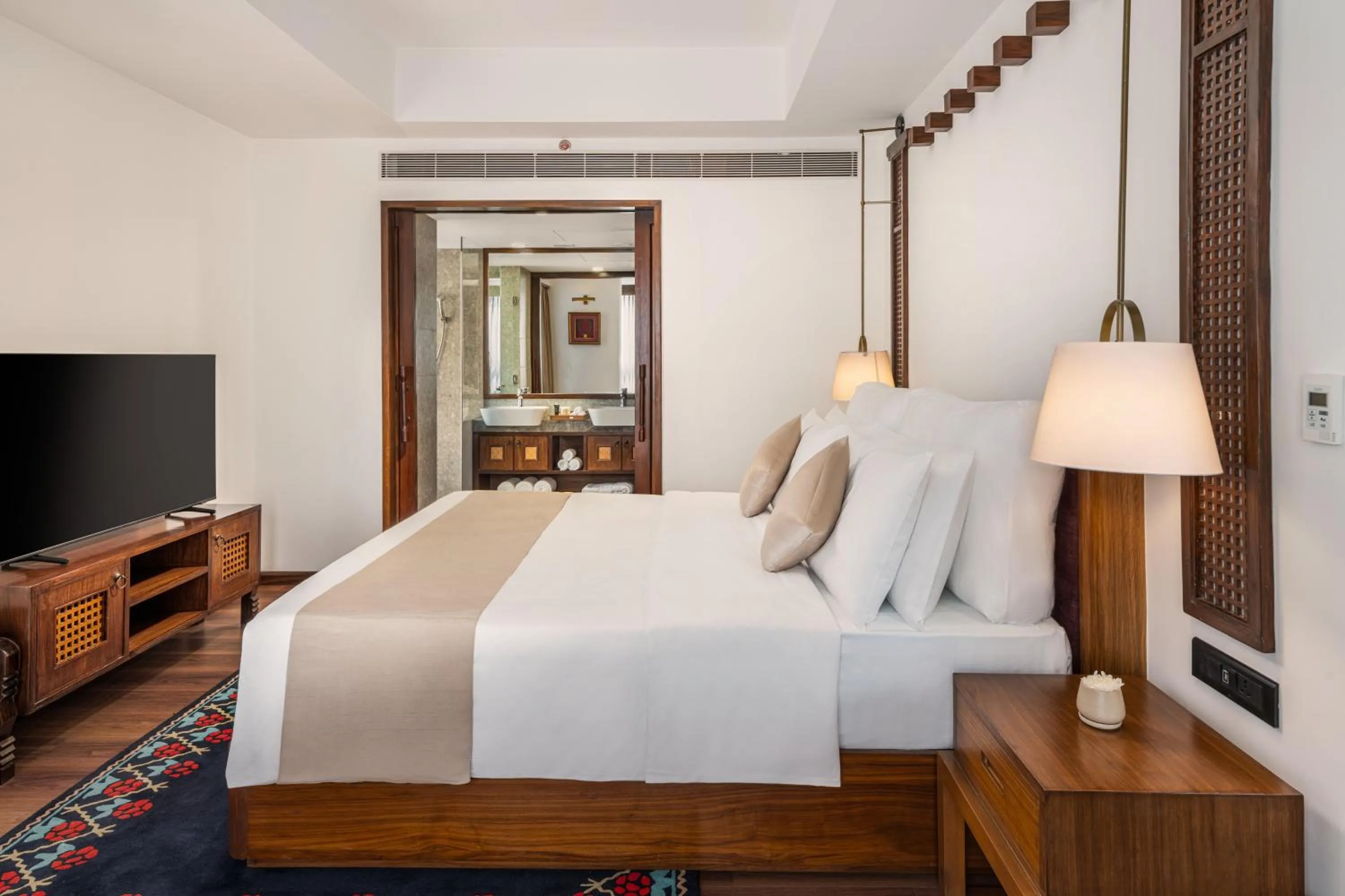 Bed in Varnabas Museum Hotel