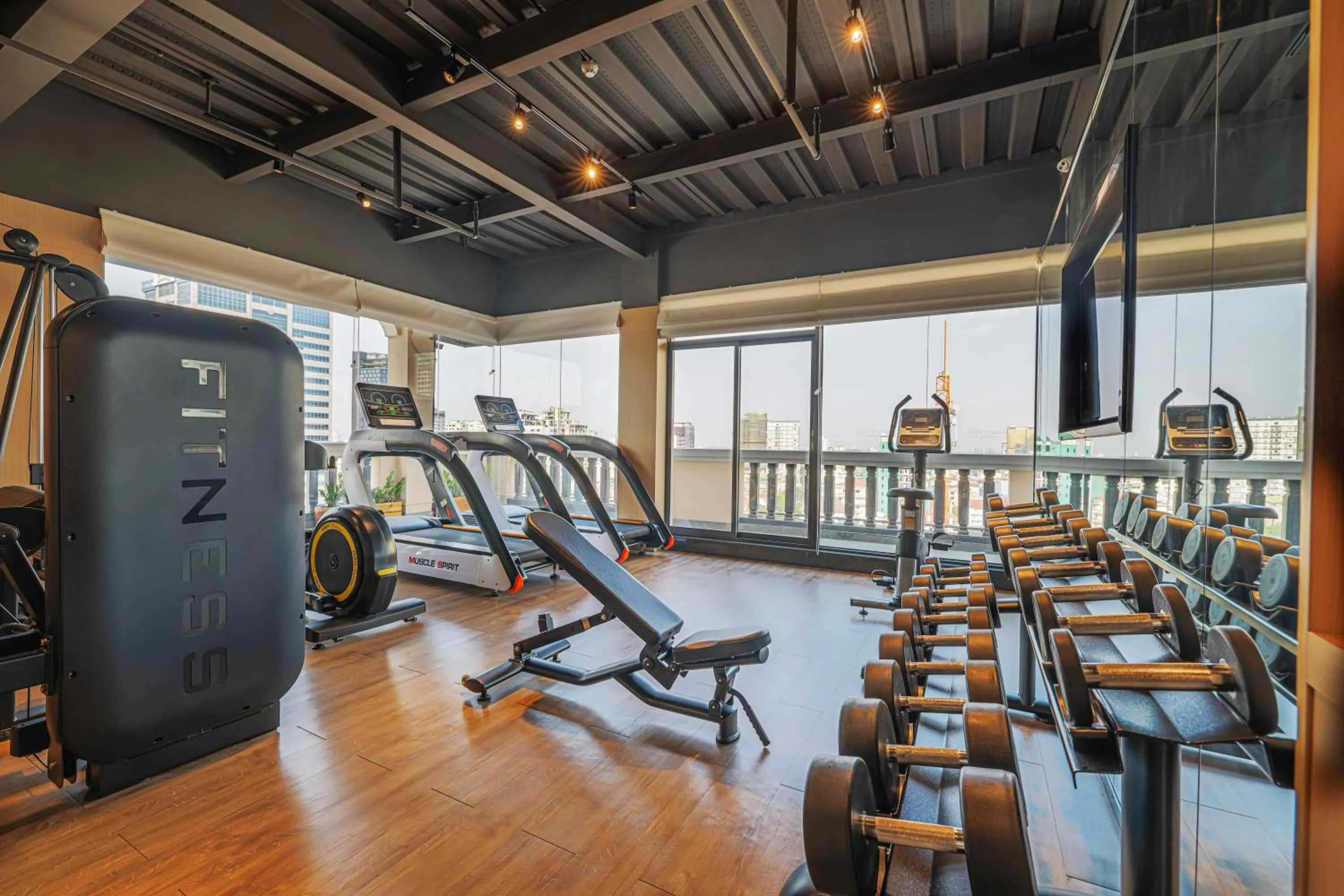 Fitness centre/facilities in Maxx Phnom Penh Downtown By H World