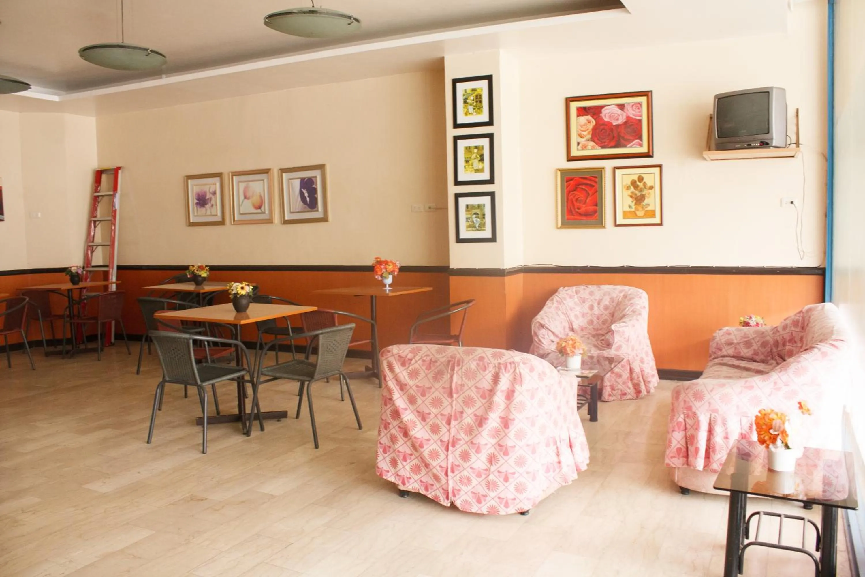 Restaurant/places to eat in GV Hotel - Baybay