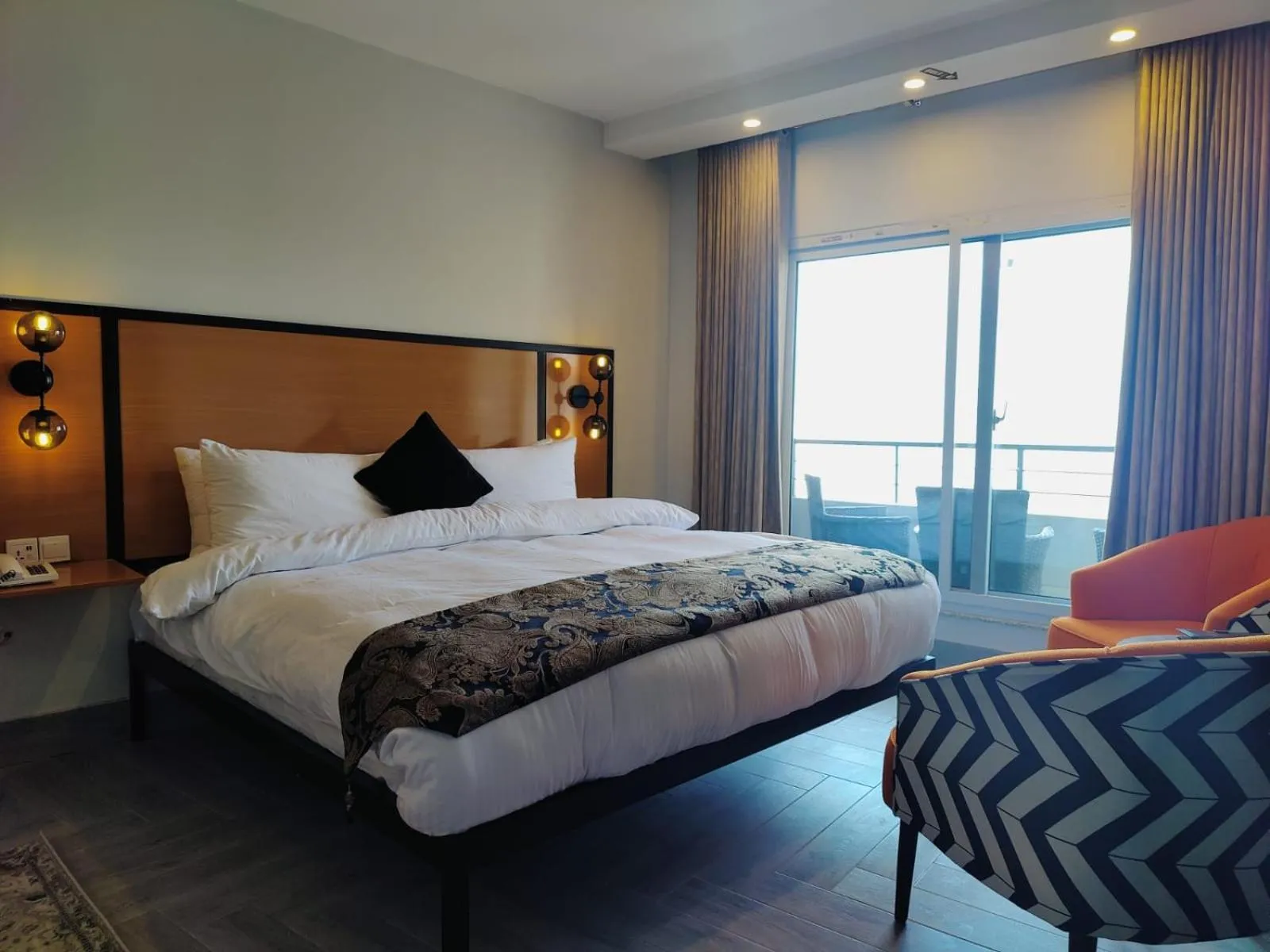 View (from property/room), Bed in Sky Lodge Hotel