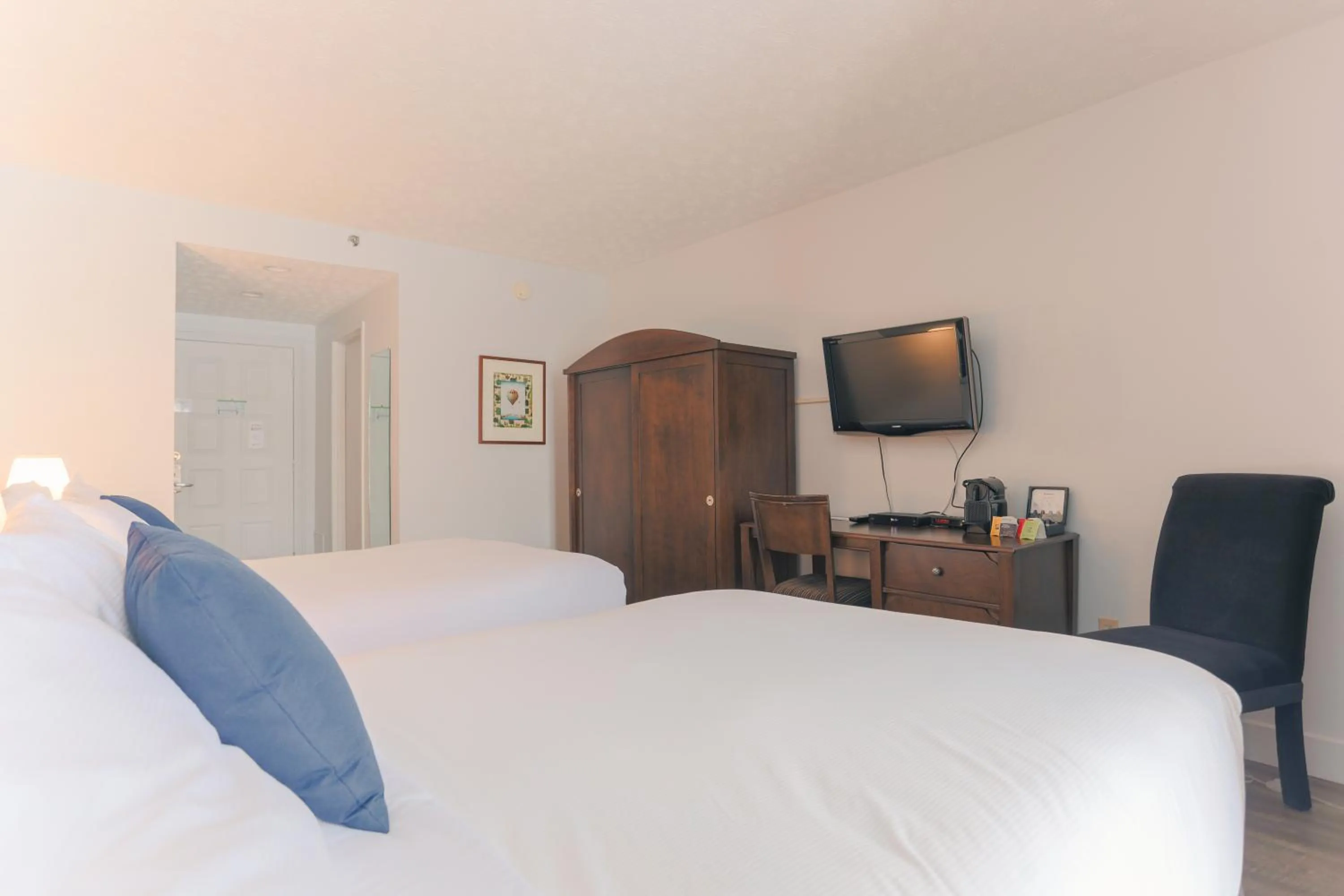 Bed in Hotel Lac Brome