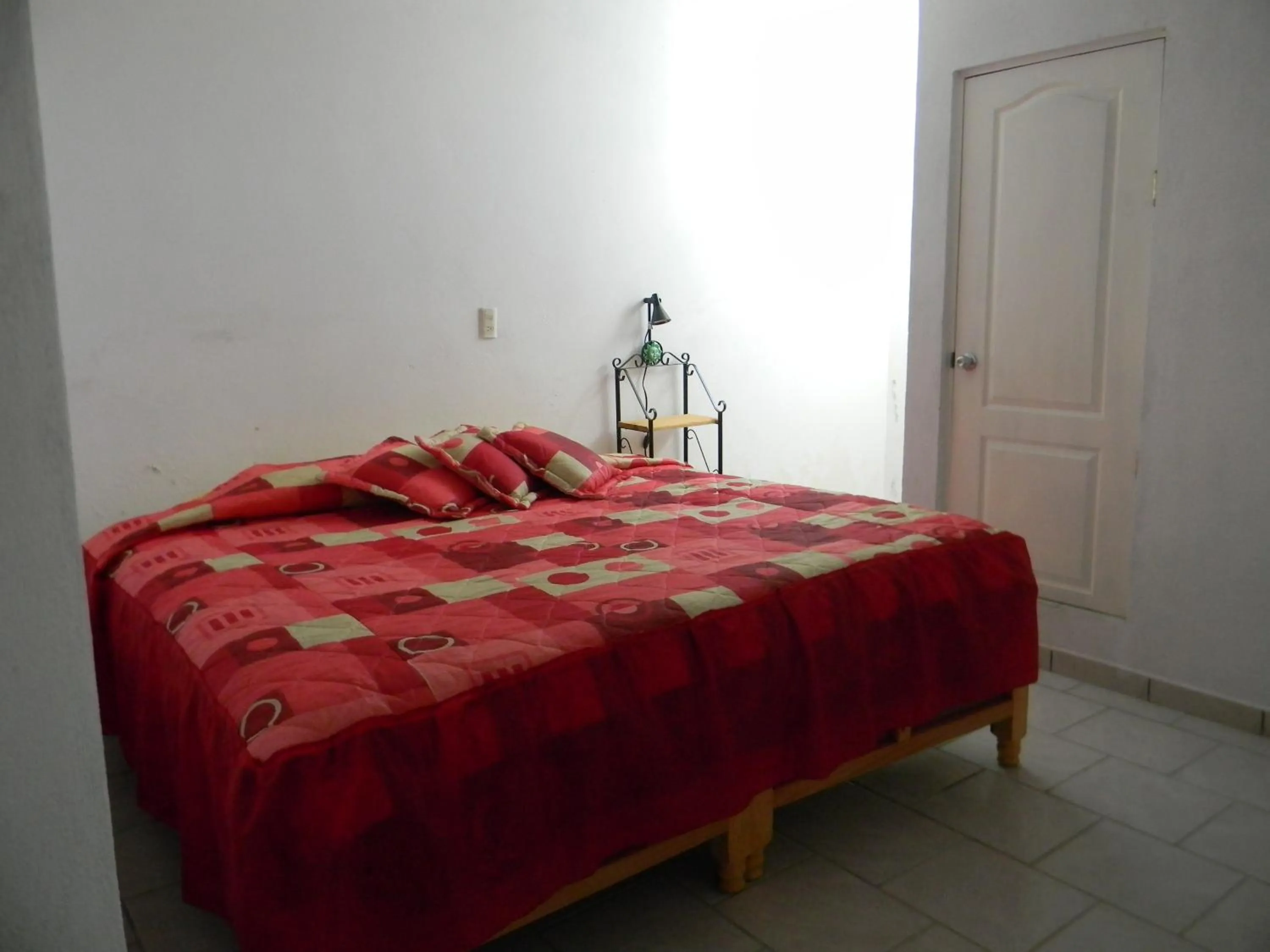 Photo of the whole room, Bed in Hotel Lienzo Charro II