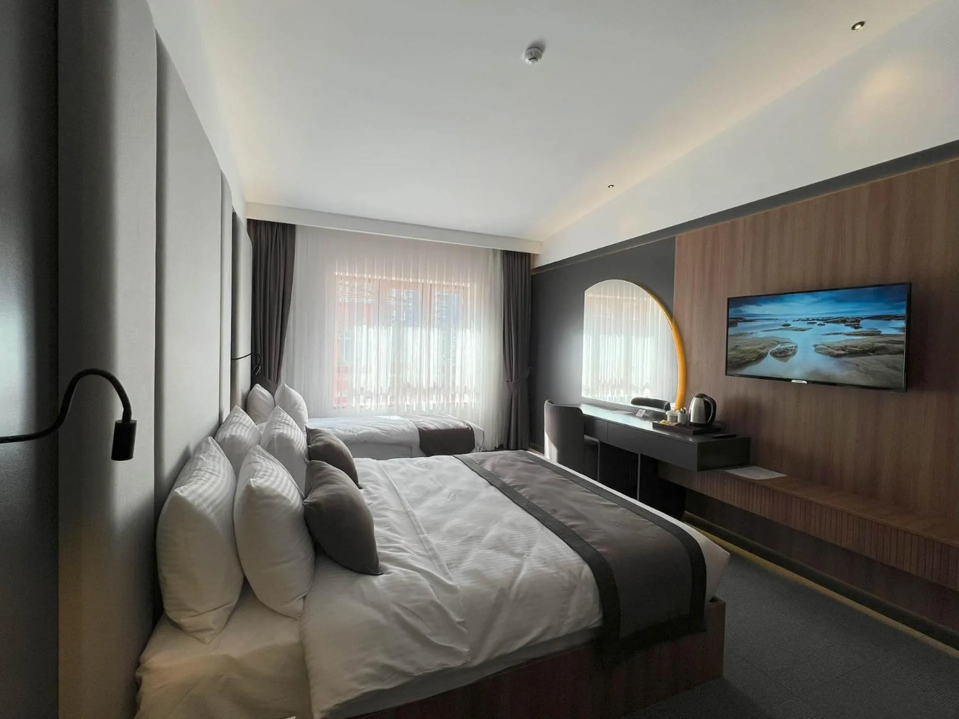 Bed in Sera Lake Center Hotel