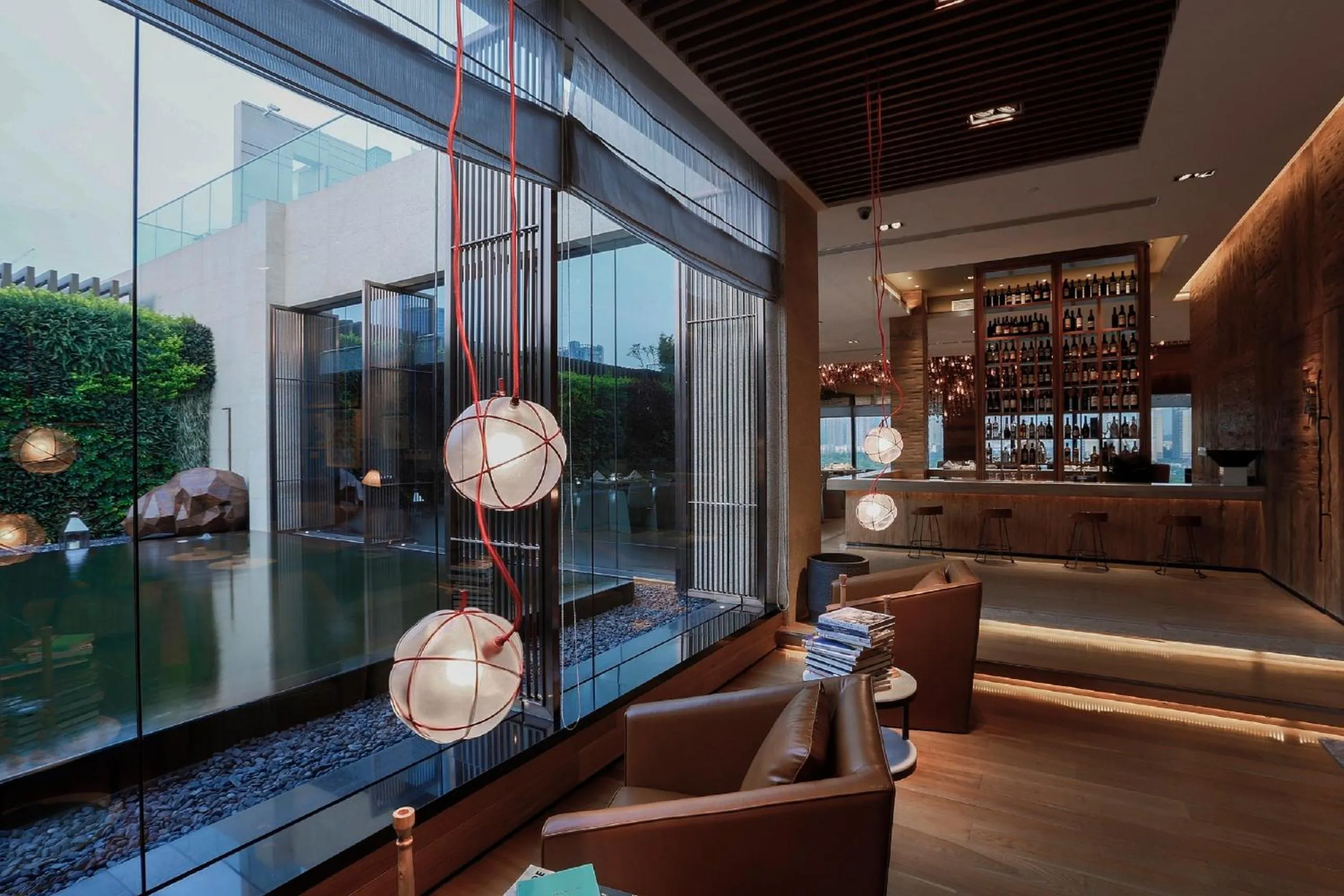 Communal lounge/ TV room in Shenzhen Hui Hotel (Huaqiang NorthBusiness Zone)