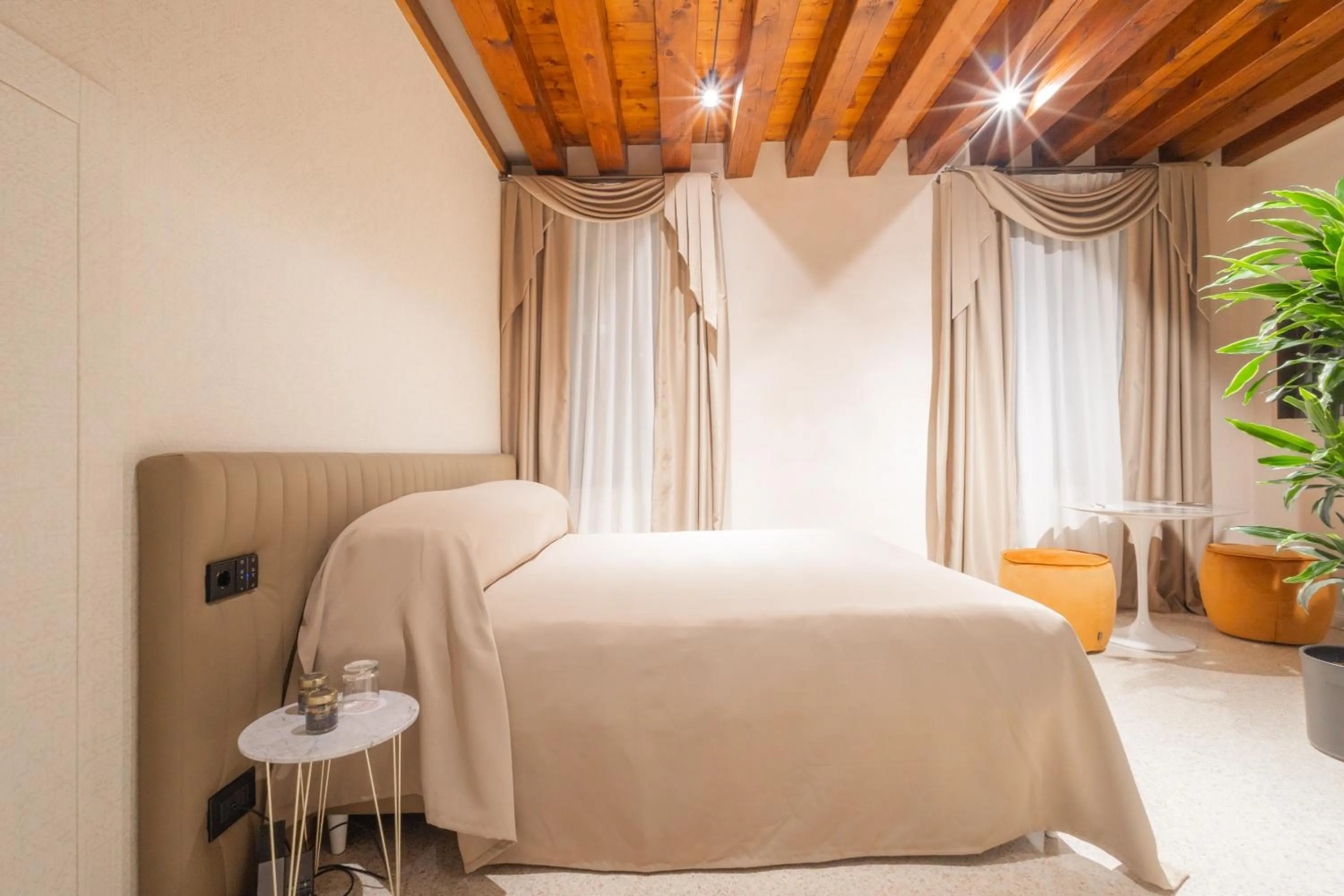 Bedroom, Bed in Palazzetto MyVenice