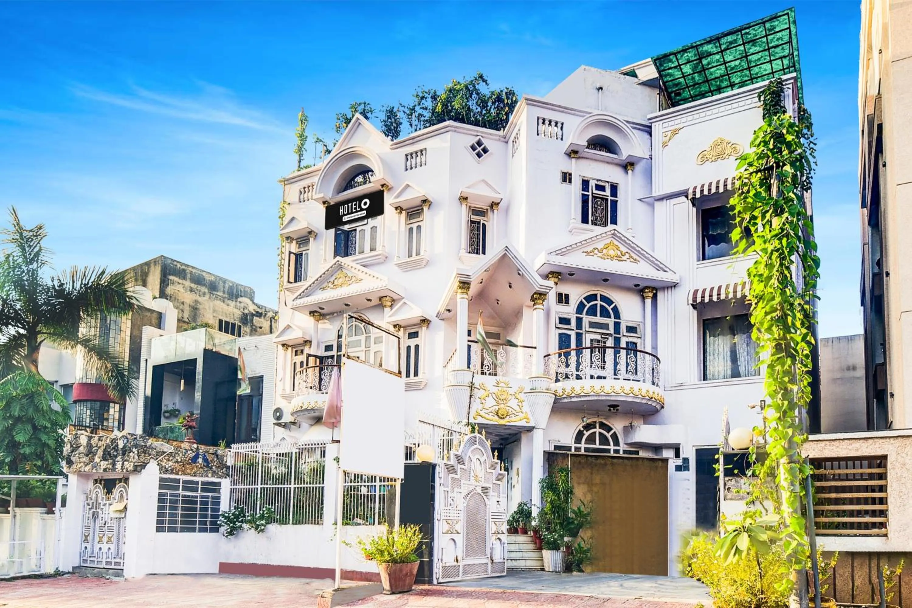 Facade/entrance in Collection O Raja Park Jaipur Formerly Maan Heritage