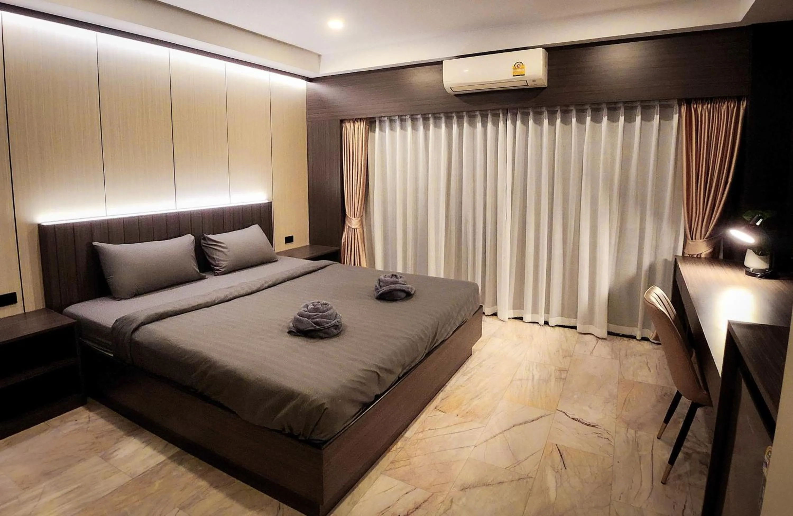 Bed in Max Residence