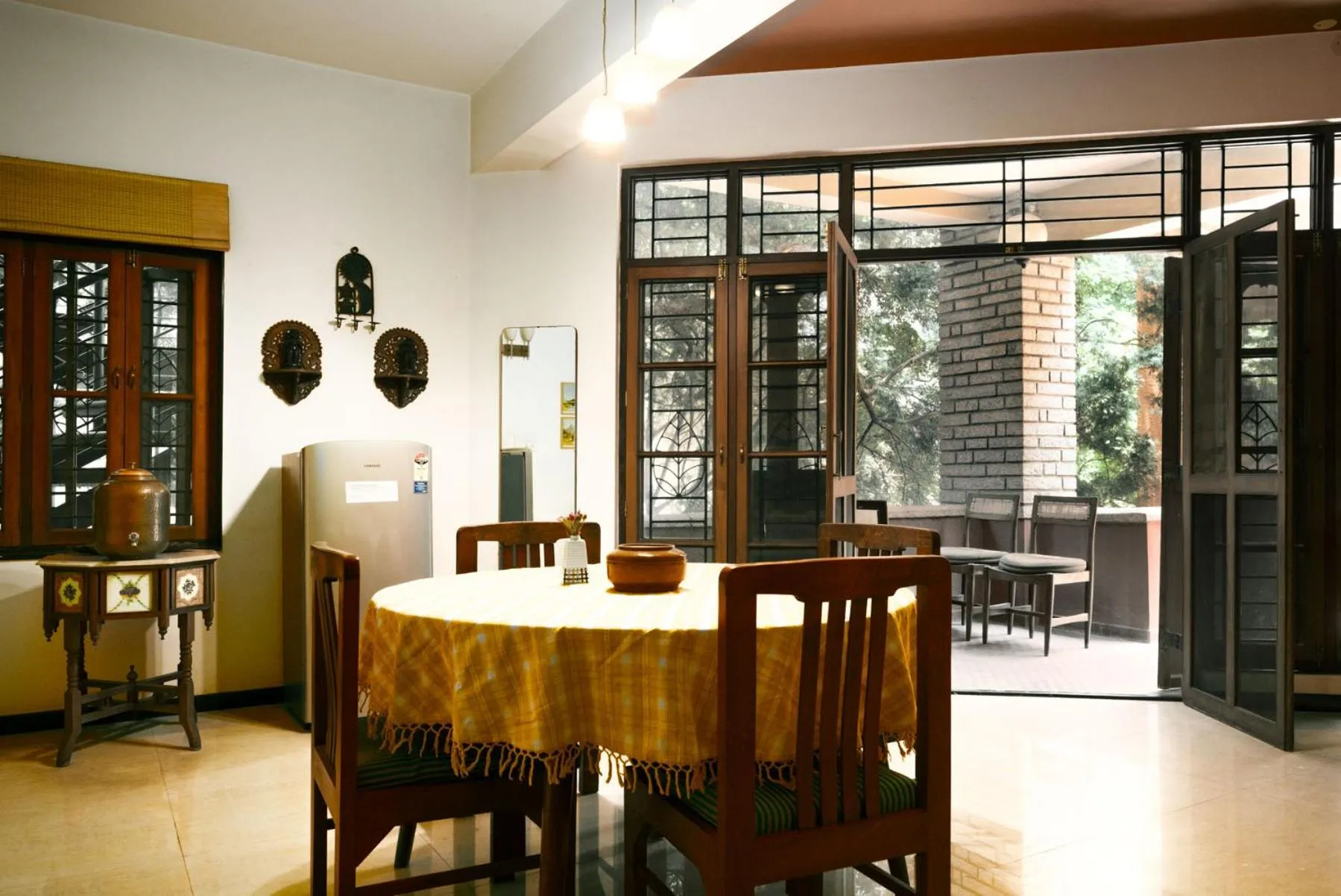 Communal lounge/ TV room in Laika Boutique Stay