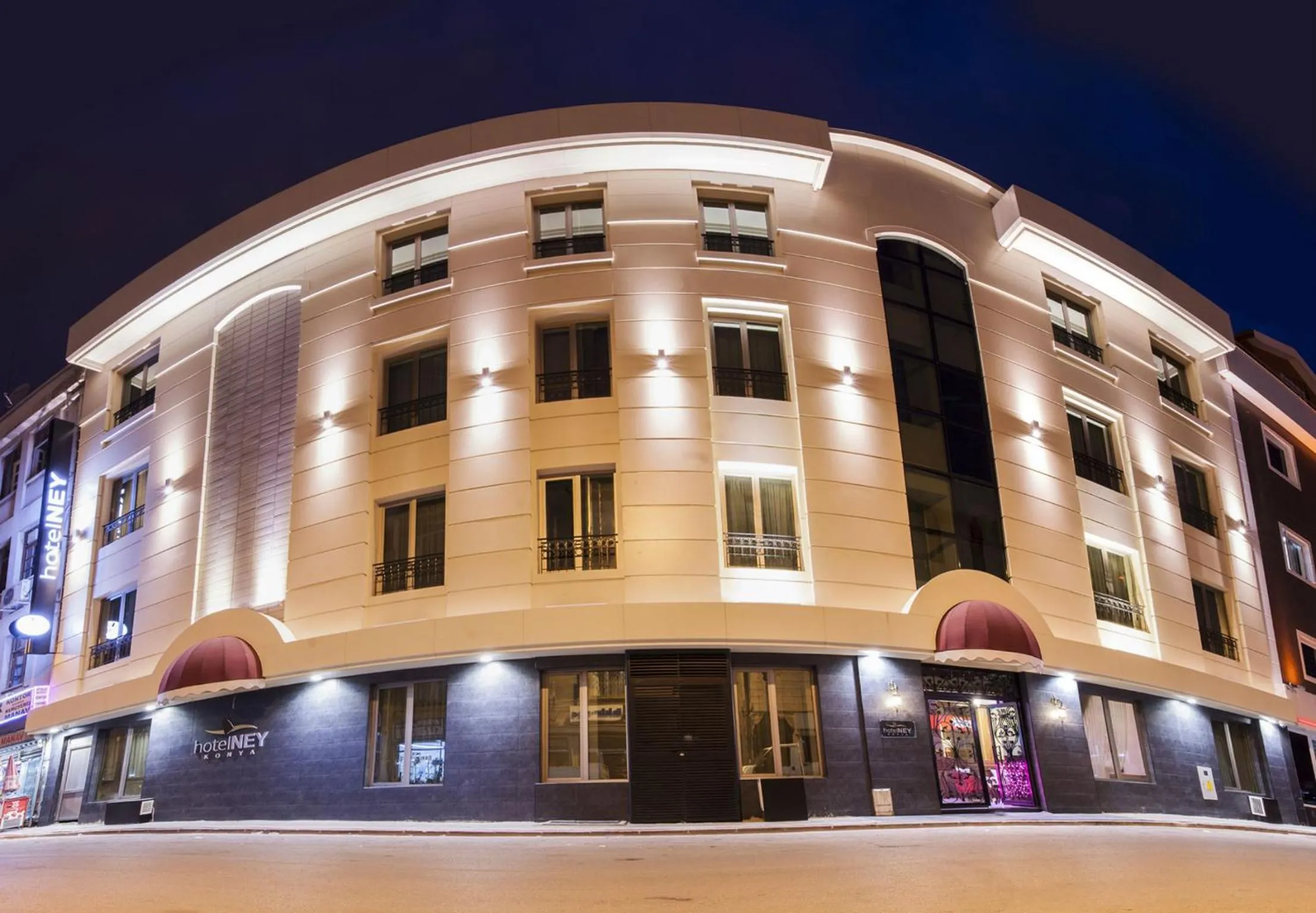 Property building in Hotel Ney