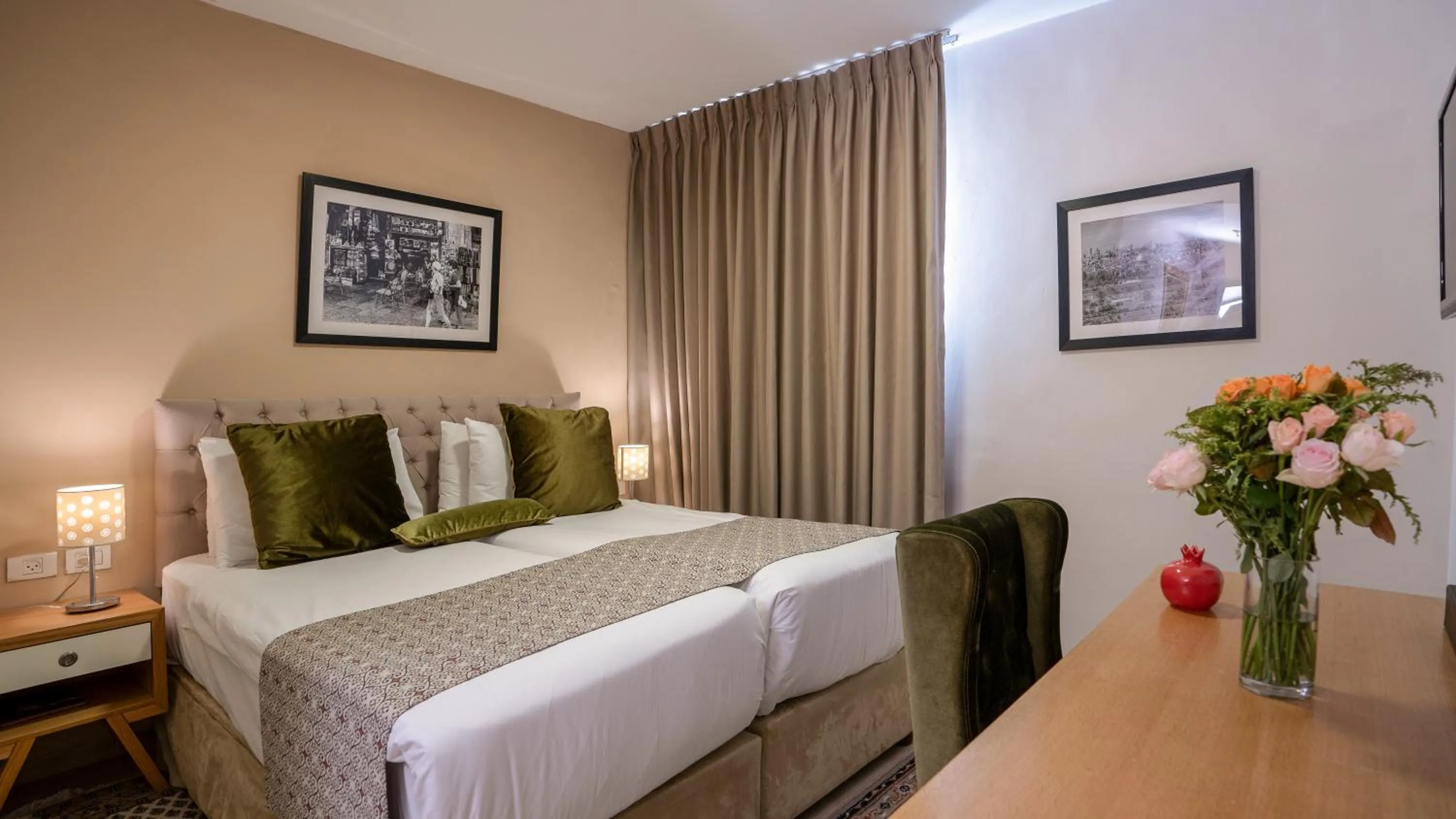 Bed in The Sephardic House Hotel in The Jewish Quarter