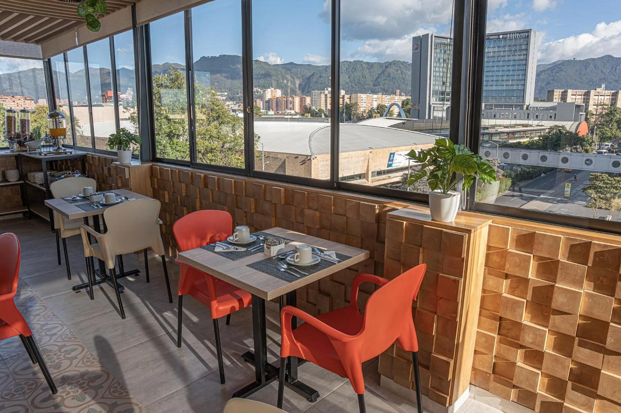 Restaurant/places to eat in Hotel Fontana Bogotá - Corferias