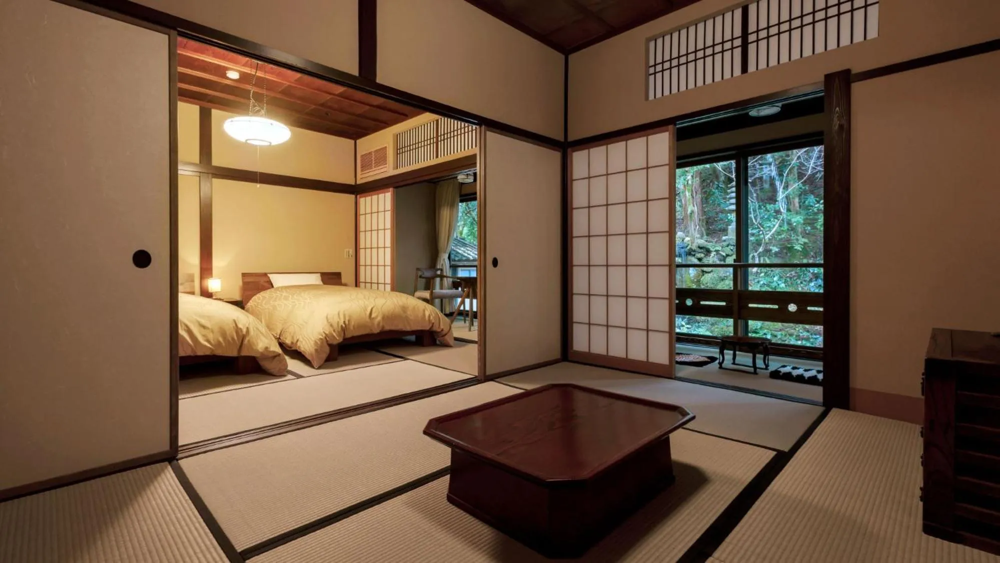 Bed in Motoyu Ishiya