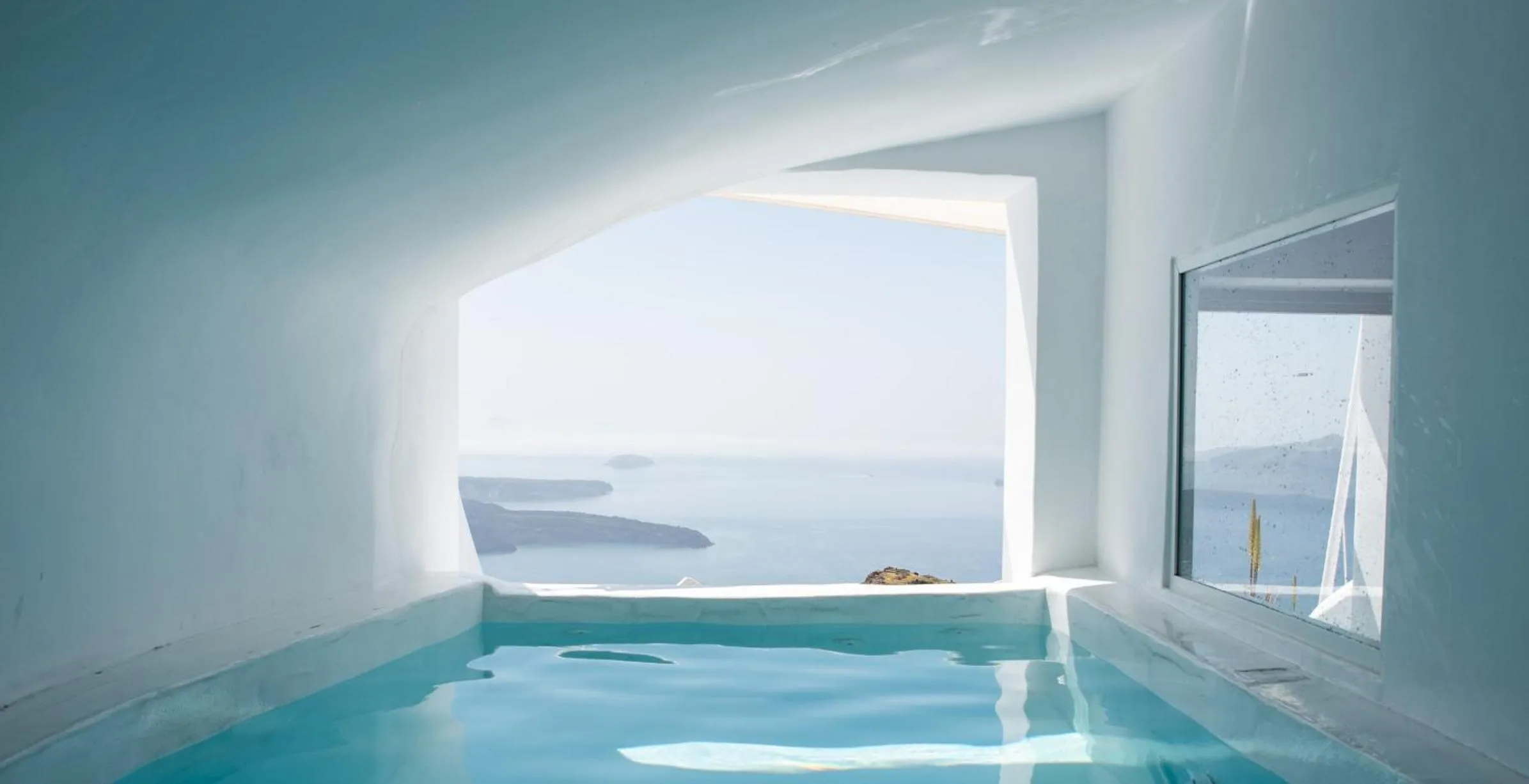 Pool view in Heavens Edge