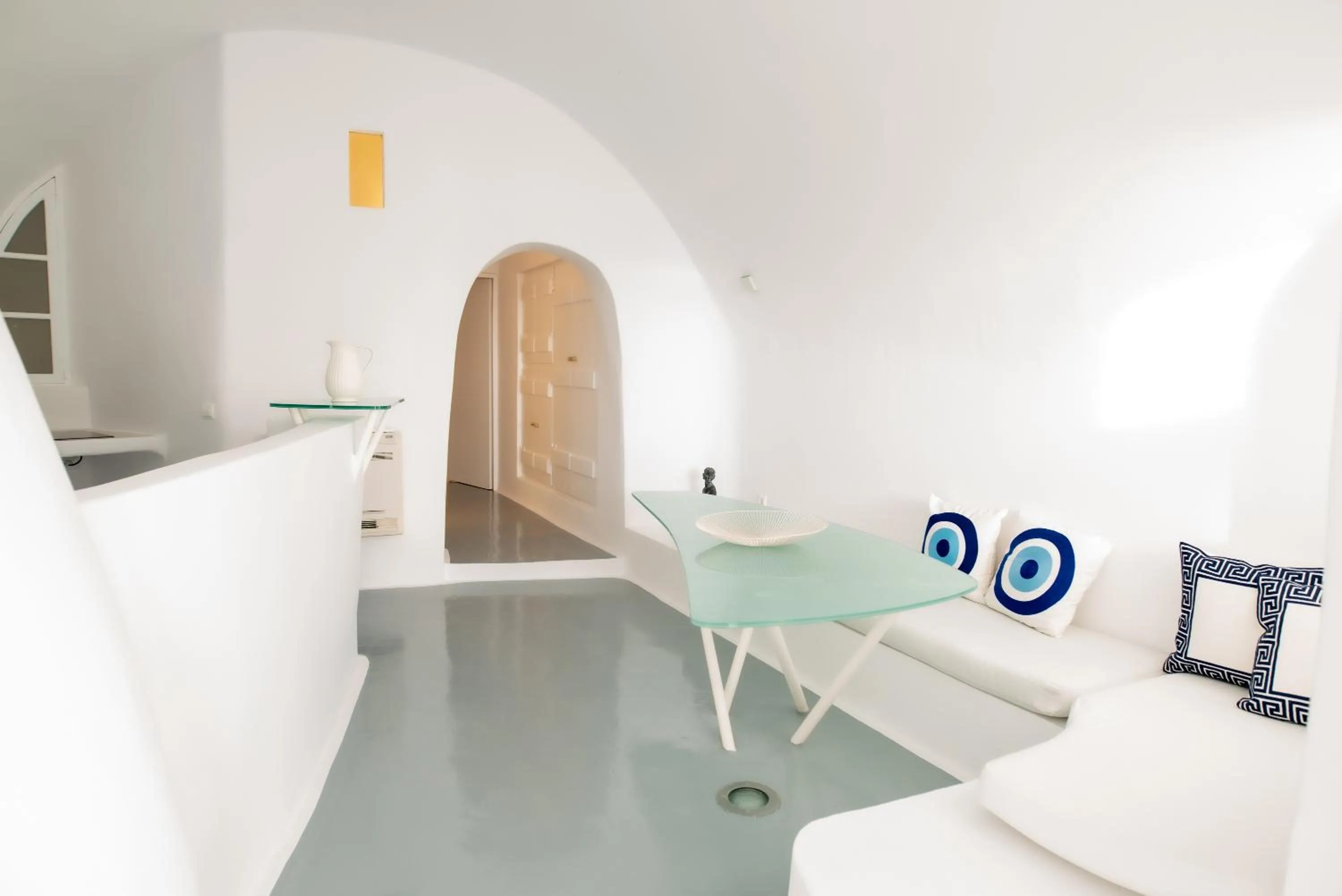 Living room in Heavens Edge