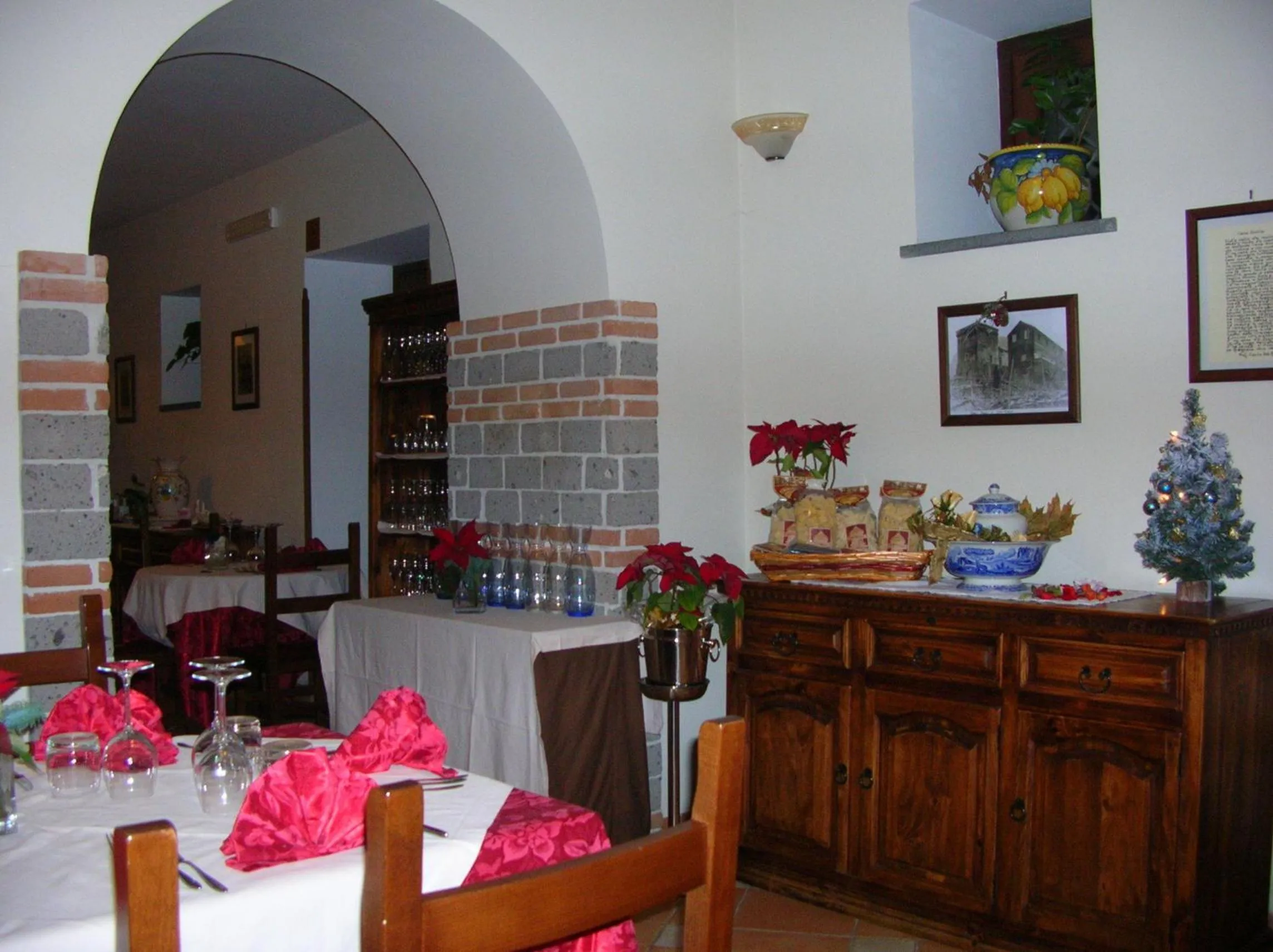 Restaurant/places to eat in Agriturismo Casa Scola
