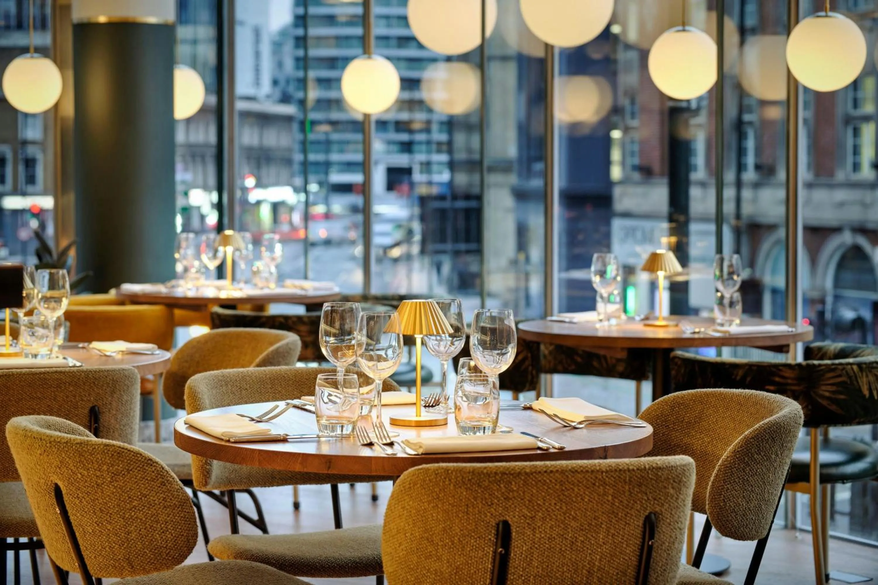 Restaurant/places to eat in Montcalm East, Autograph Collection