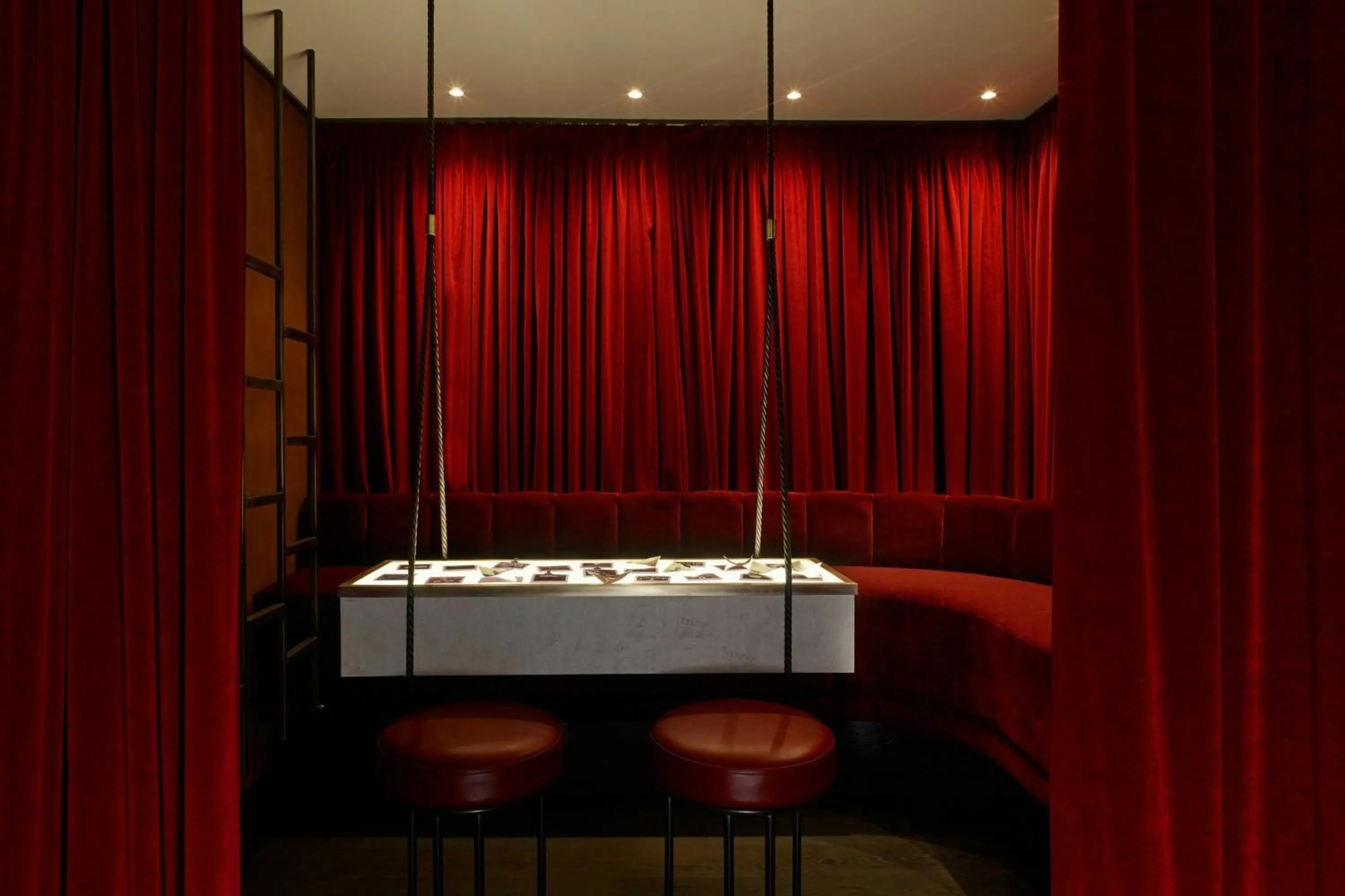 Other in Montcalm East, Autograph Collection