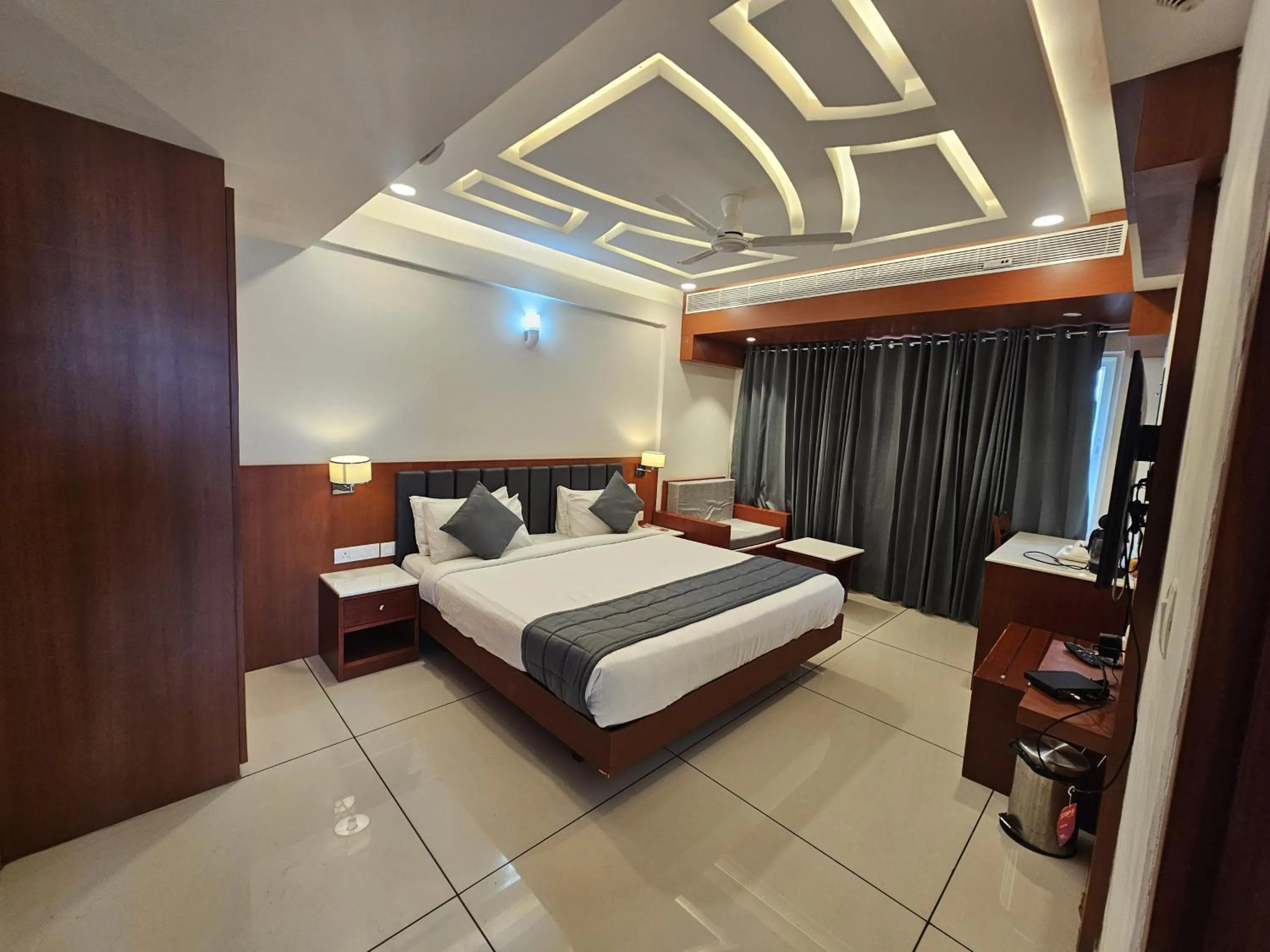 Bed in KTDC Rain Drops Hotel