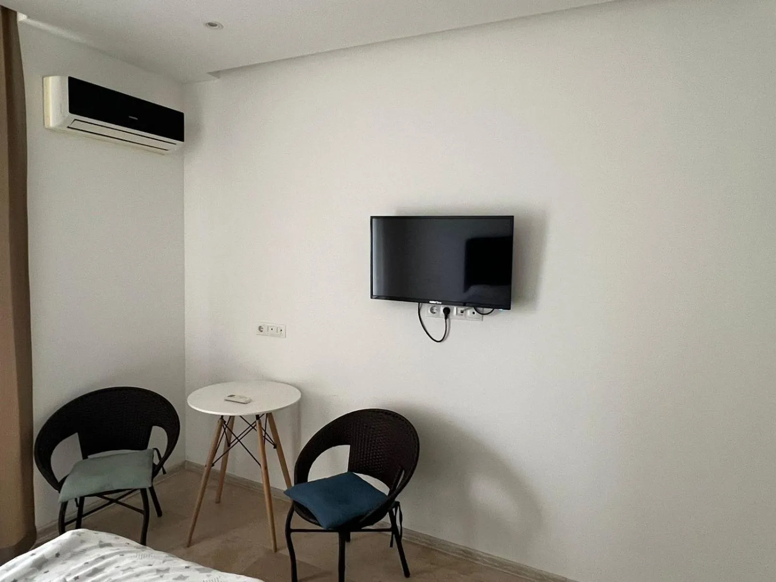 Communal lounge/ TV room in ORBI Residence LUXURY