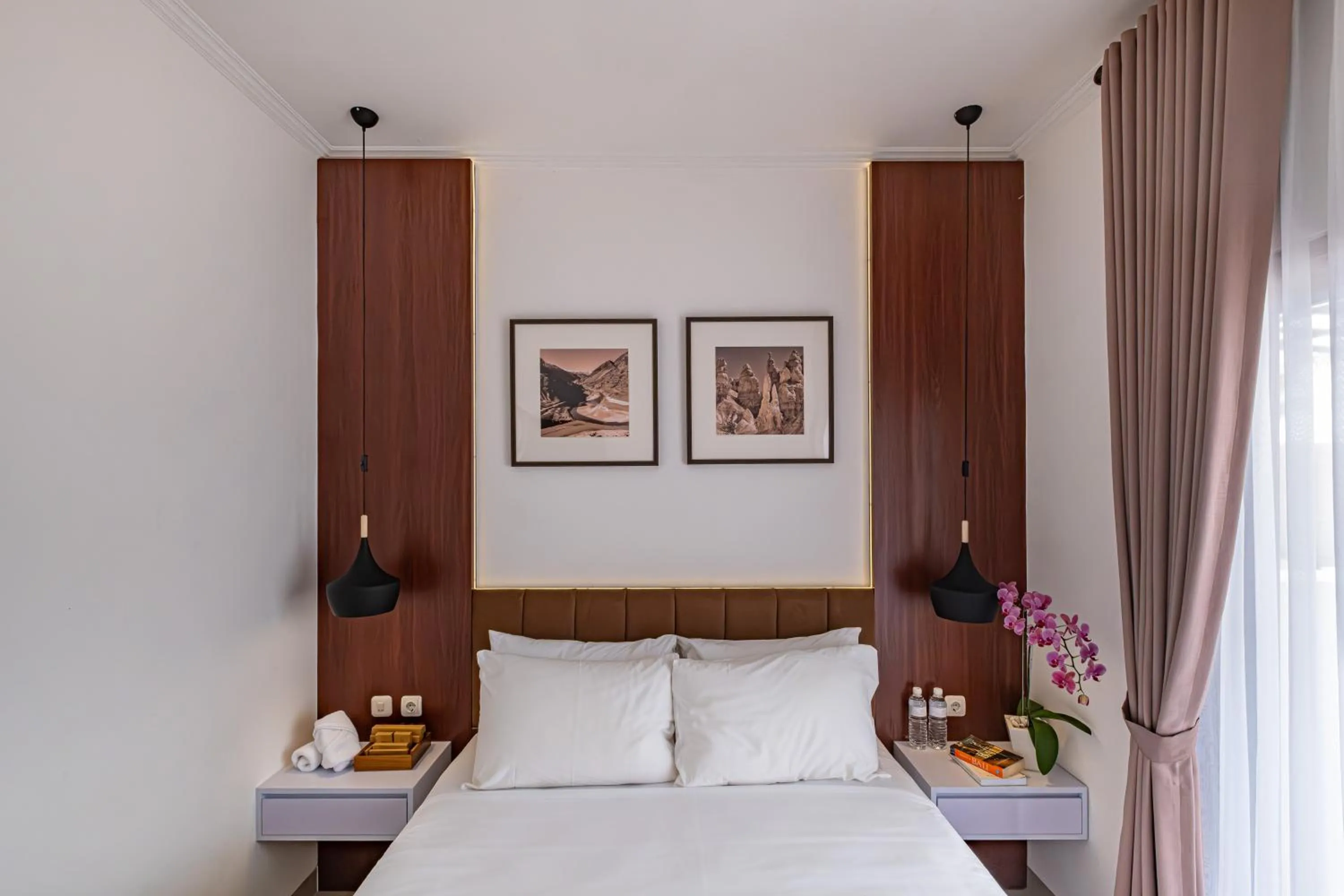 Bed in Taman Seminyak Suites