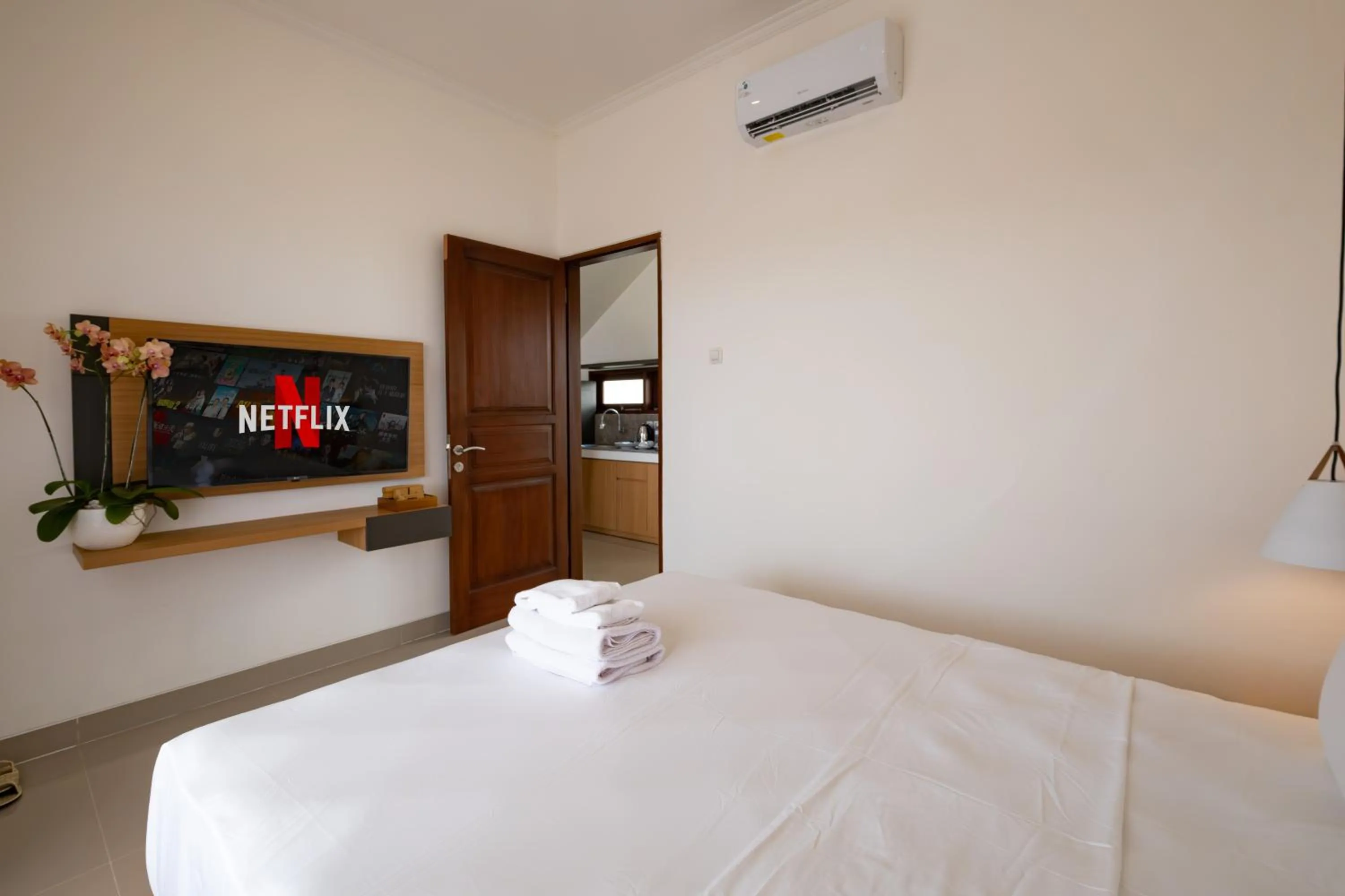 Bed in Taman Seminyak Suites