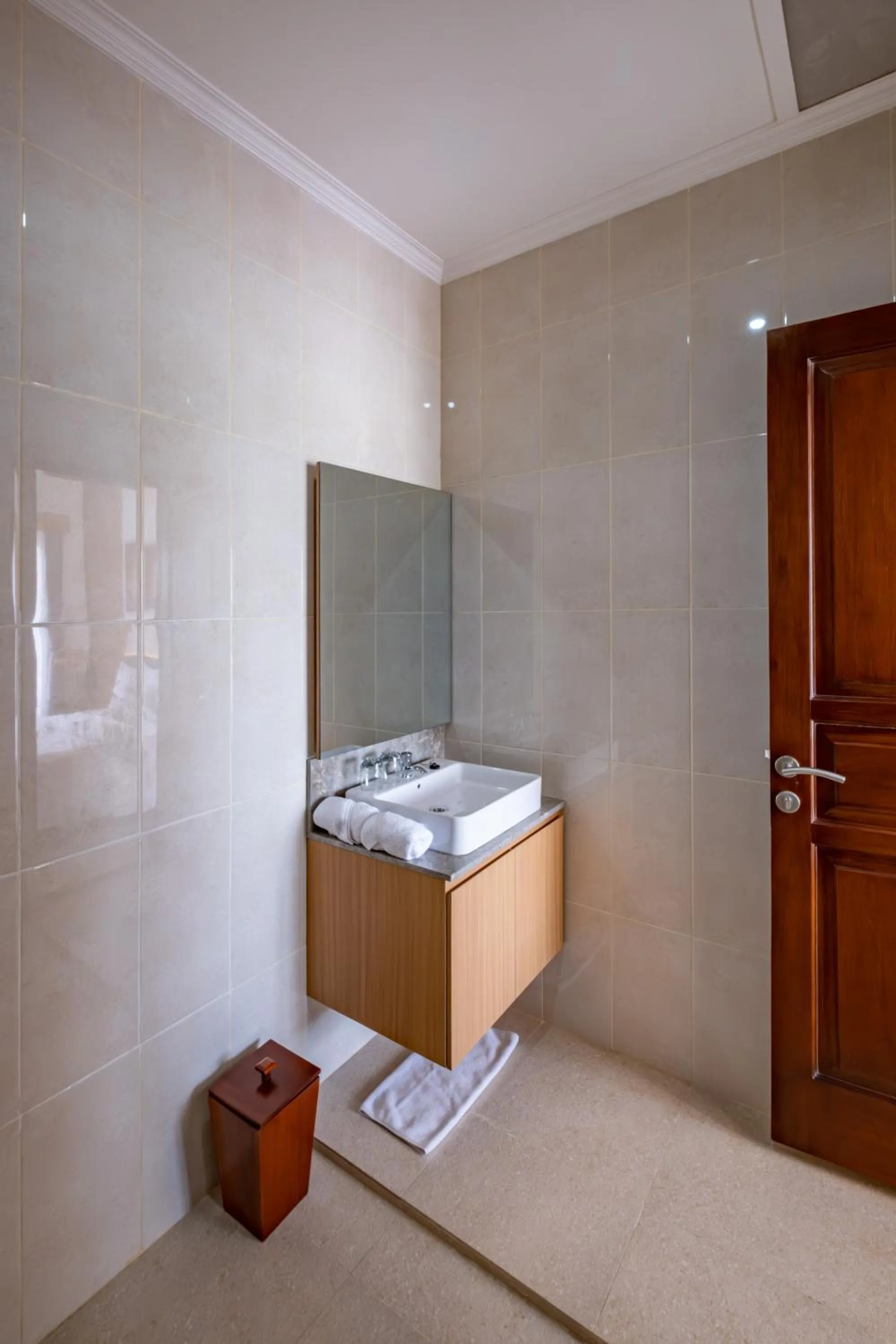 Bathroom in Taman Seminyak Suites