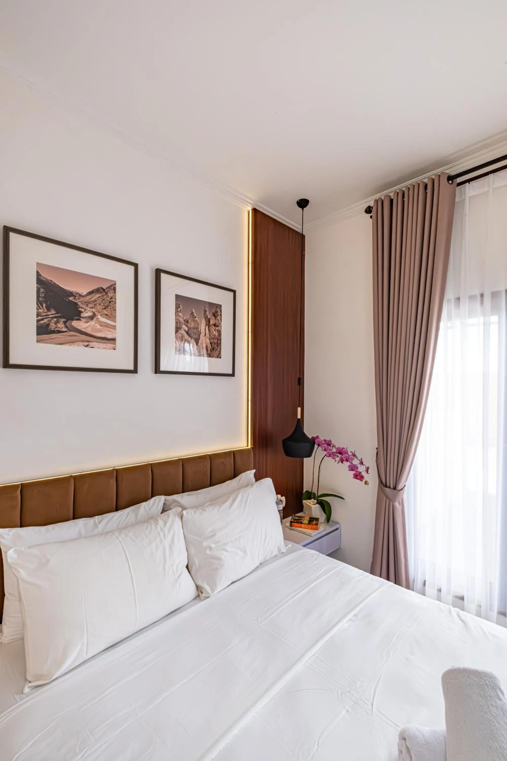 Bed in Taman Seminyak Suites