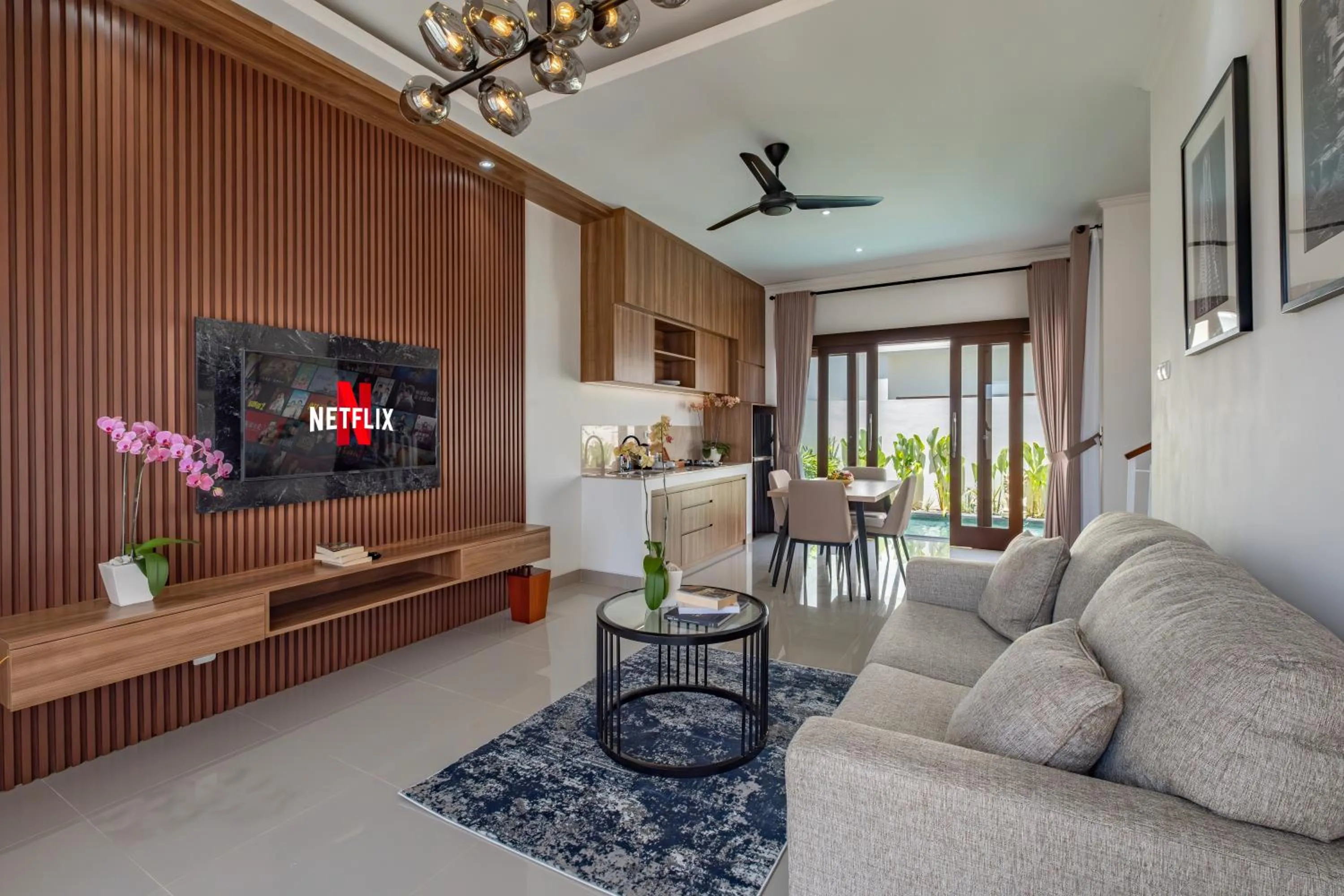 TV and multimedia in Taman Seminyak Suites