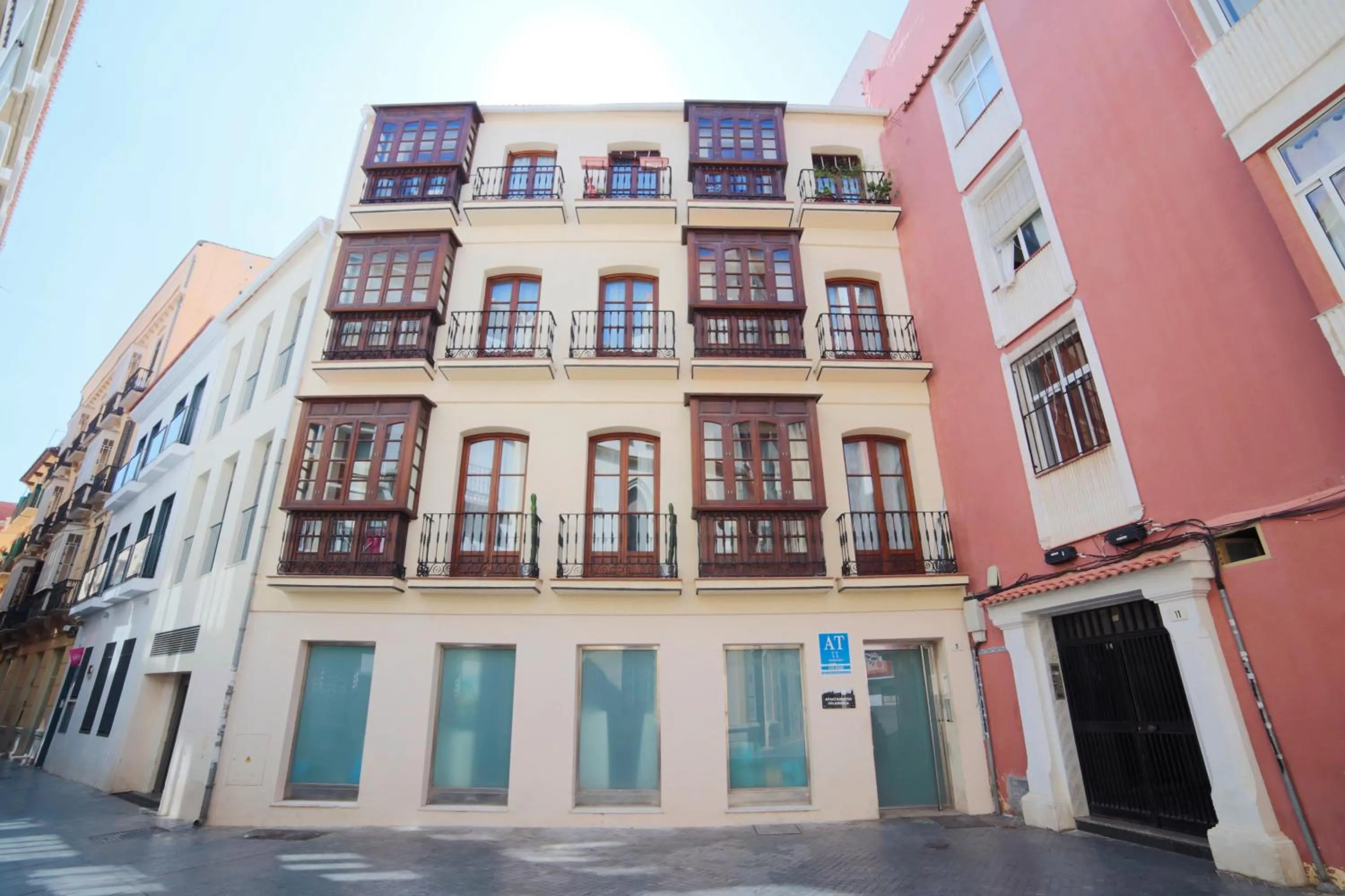 Facade/entrance in Apartamentos Salamanca