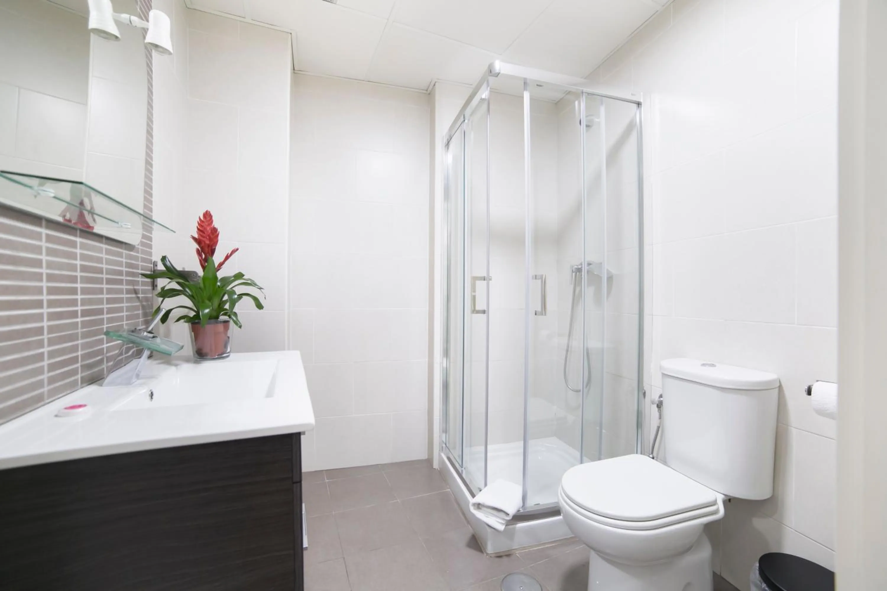 Bathroom in Apartamentos Salamanca