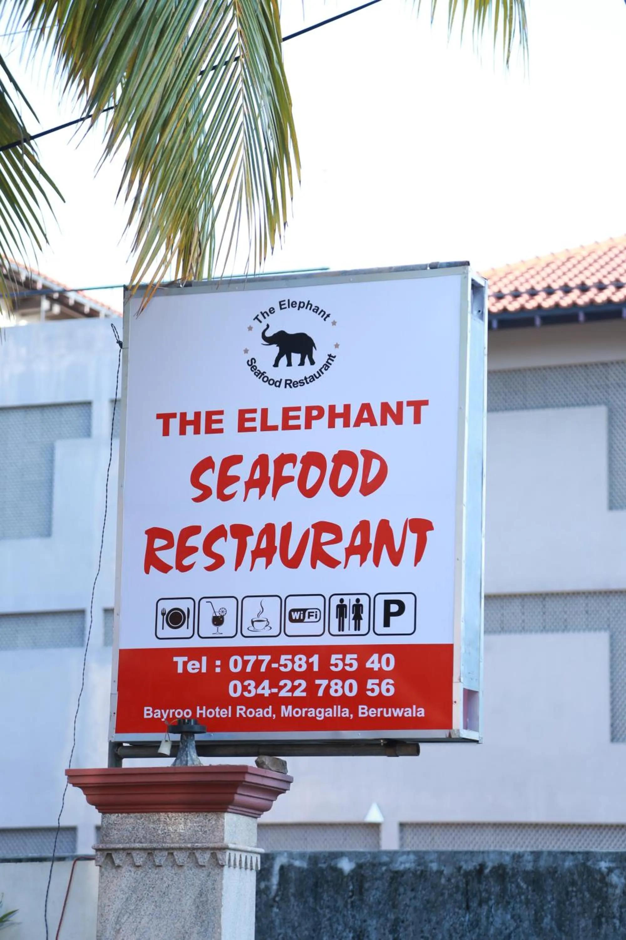 Restaurant/places to eat in Sumal Villa