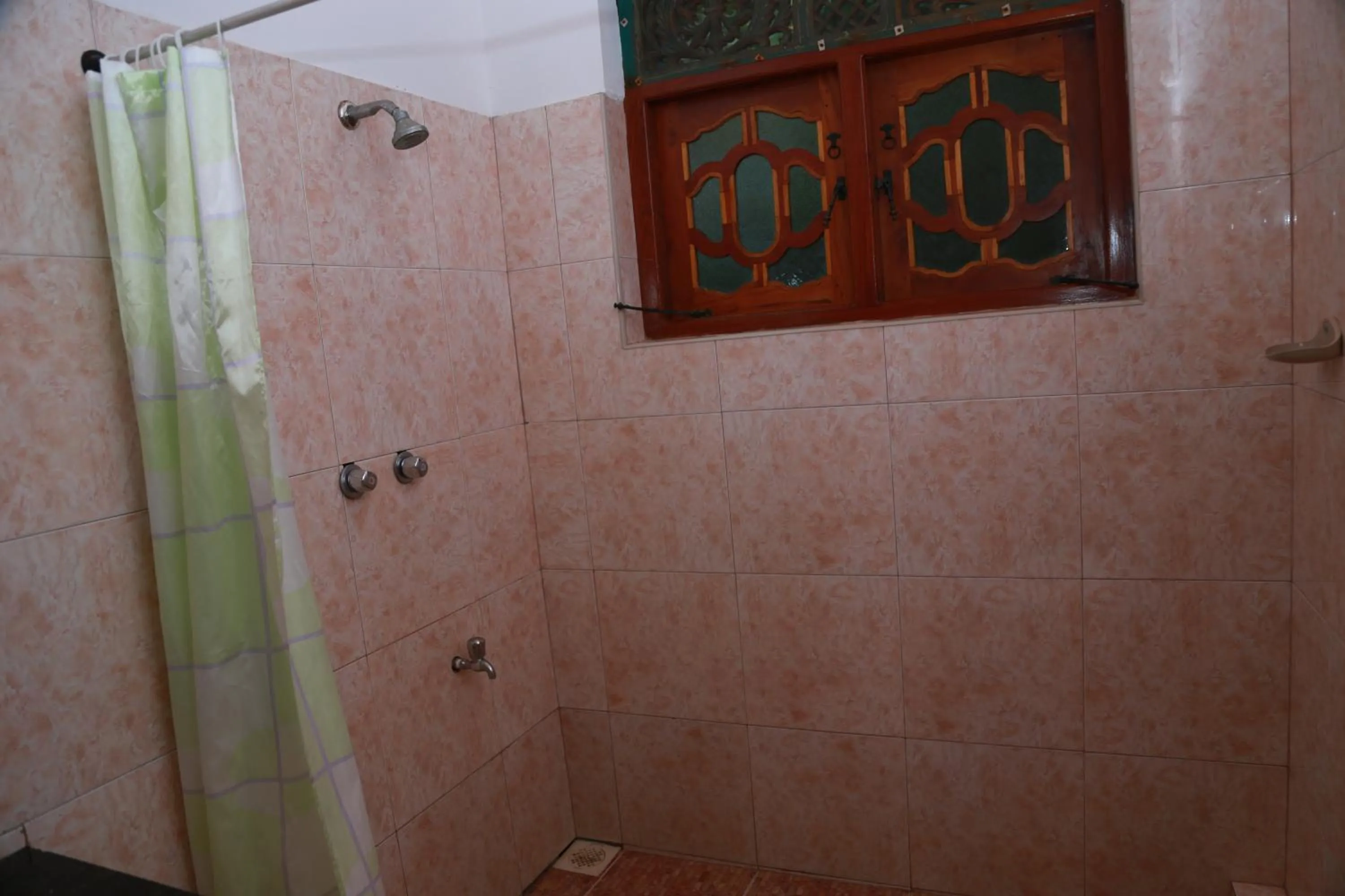Shower in Sumal Villa