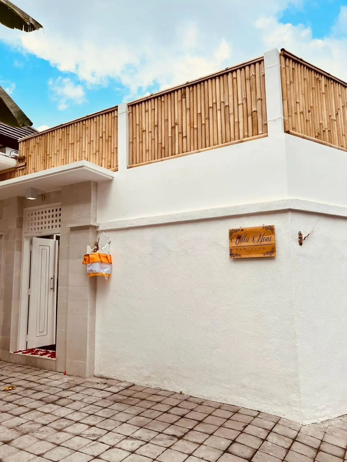 Facade/entrance in Villa Noni Kerobokan - By Bali Lyfe Venture