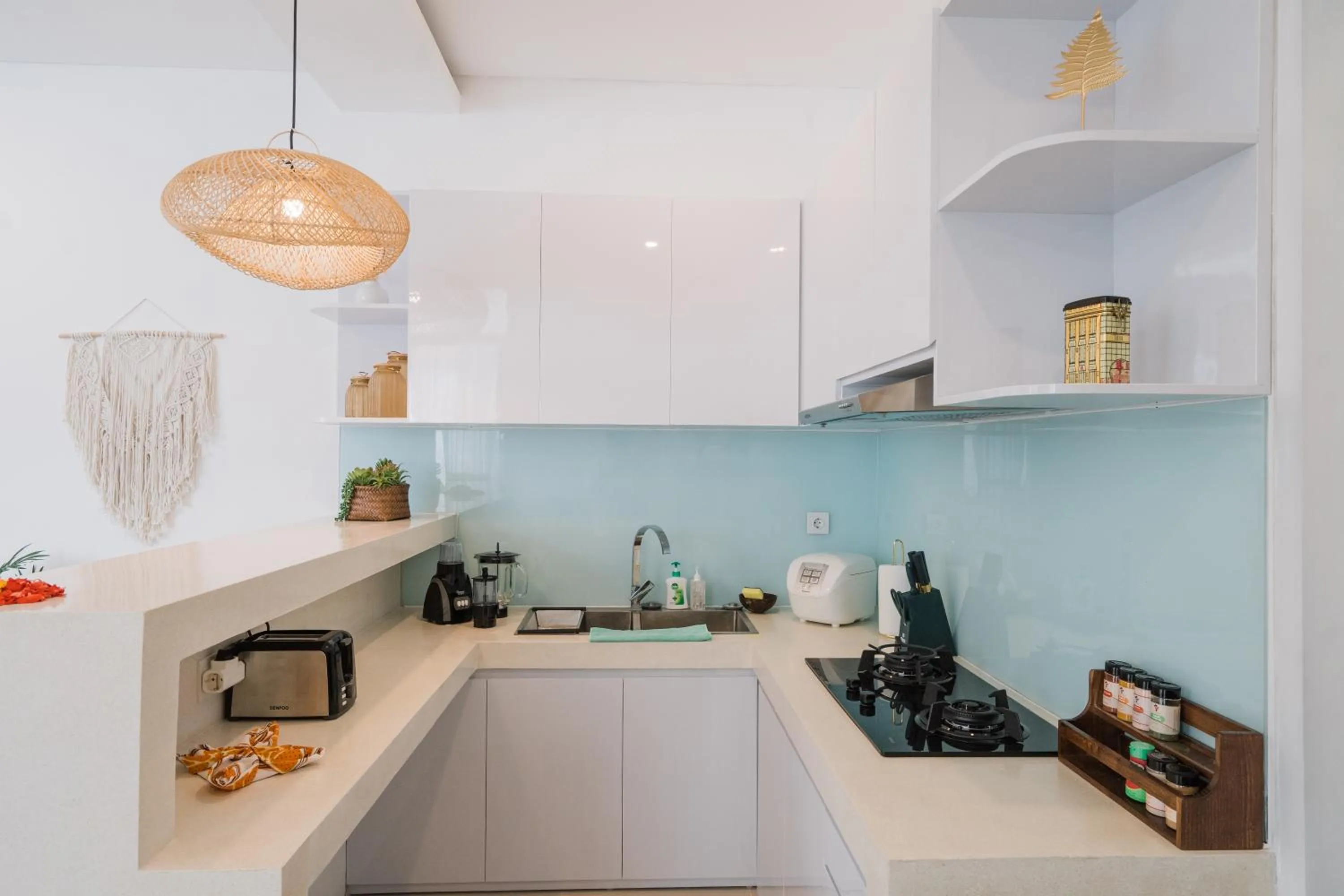 Kitchen or kitchenette in Villa Noni Kerobokan - By Bali Lyfe Venture