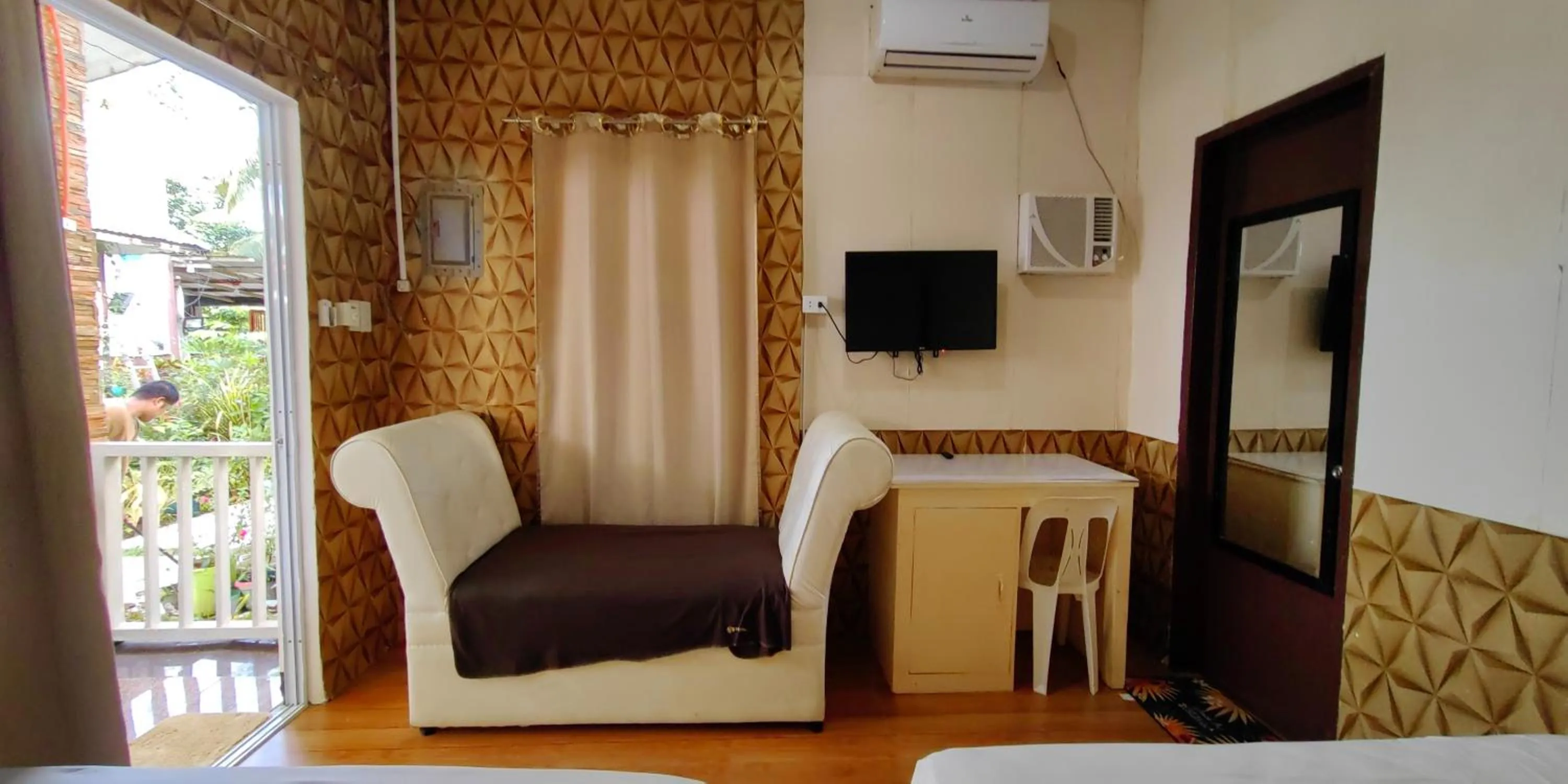 TV and multimedia in Chibel Summer Riverside Resort