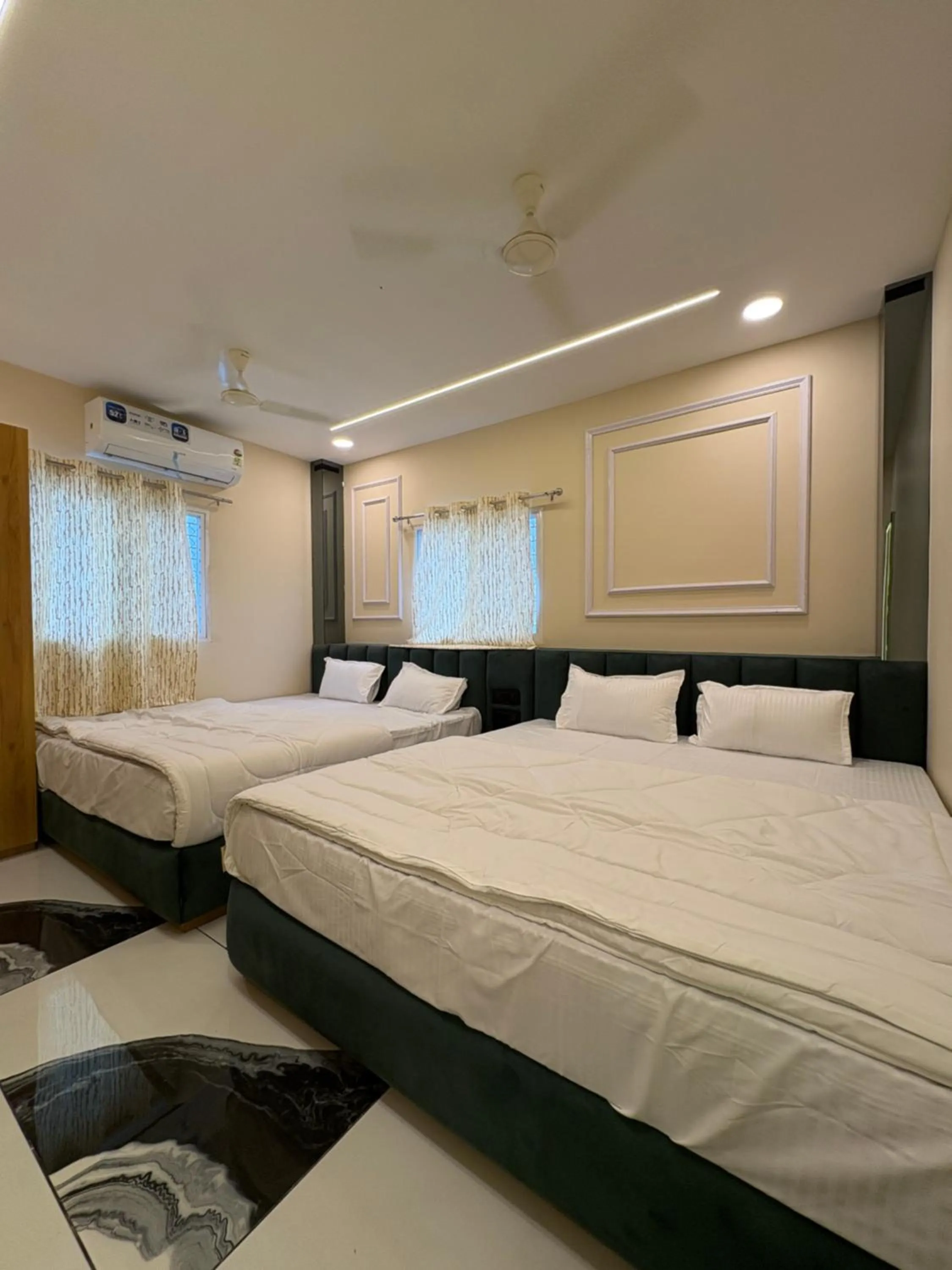 Photo of the whole room in Hotel Naagshree